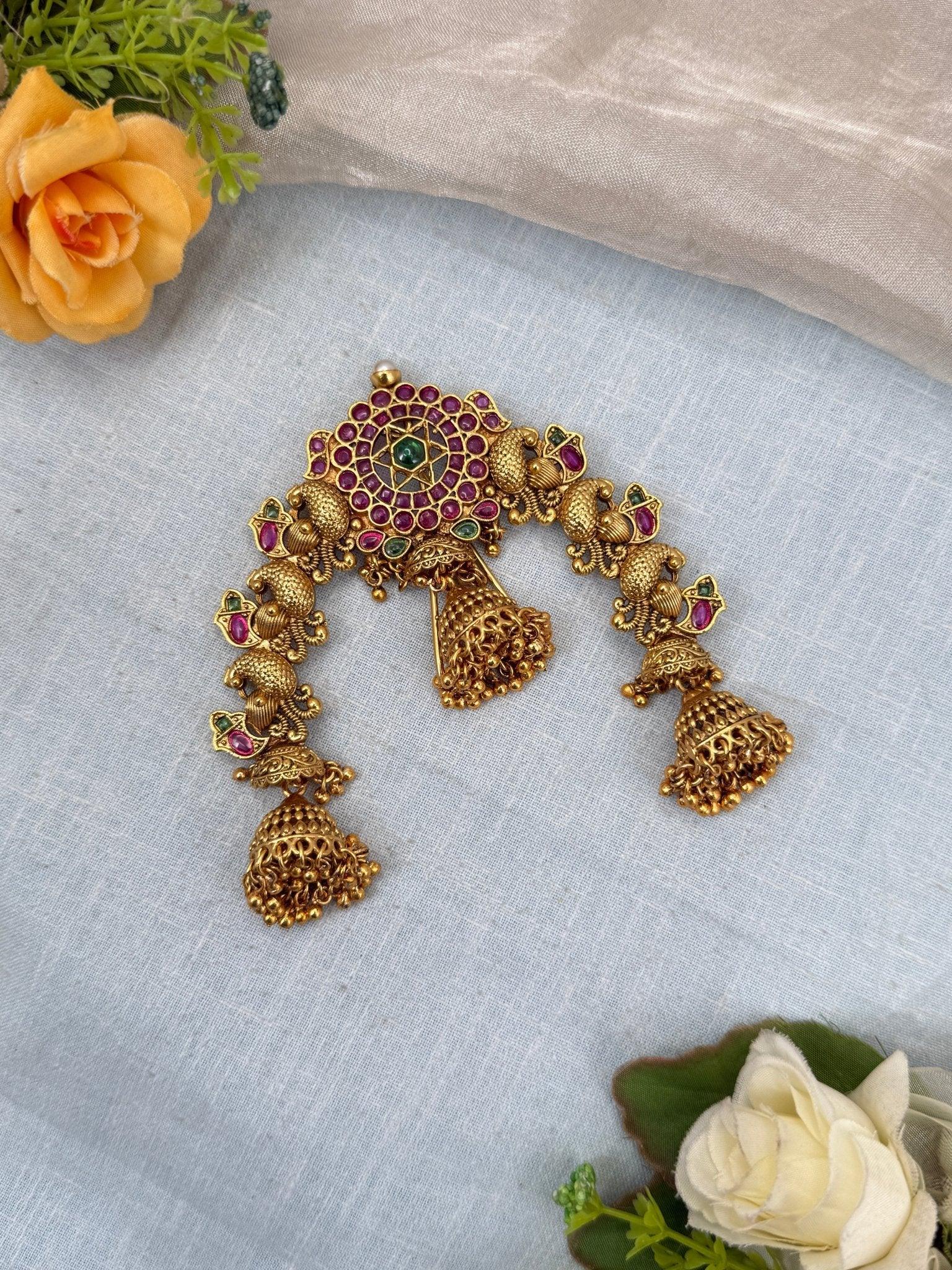 Luxurious Antique Arch Jadebille 413 - Mahilas