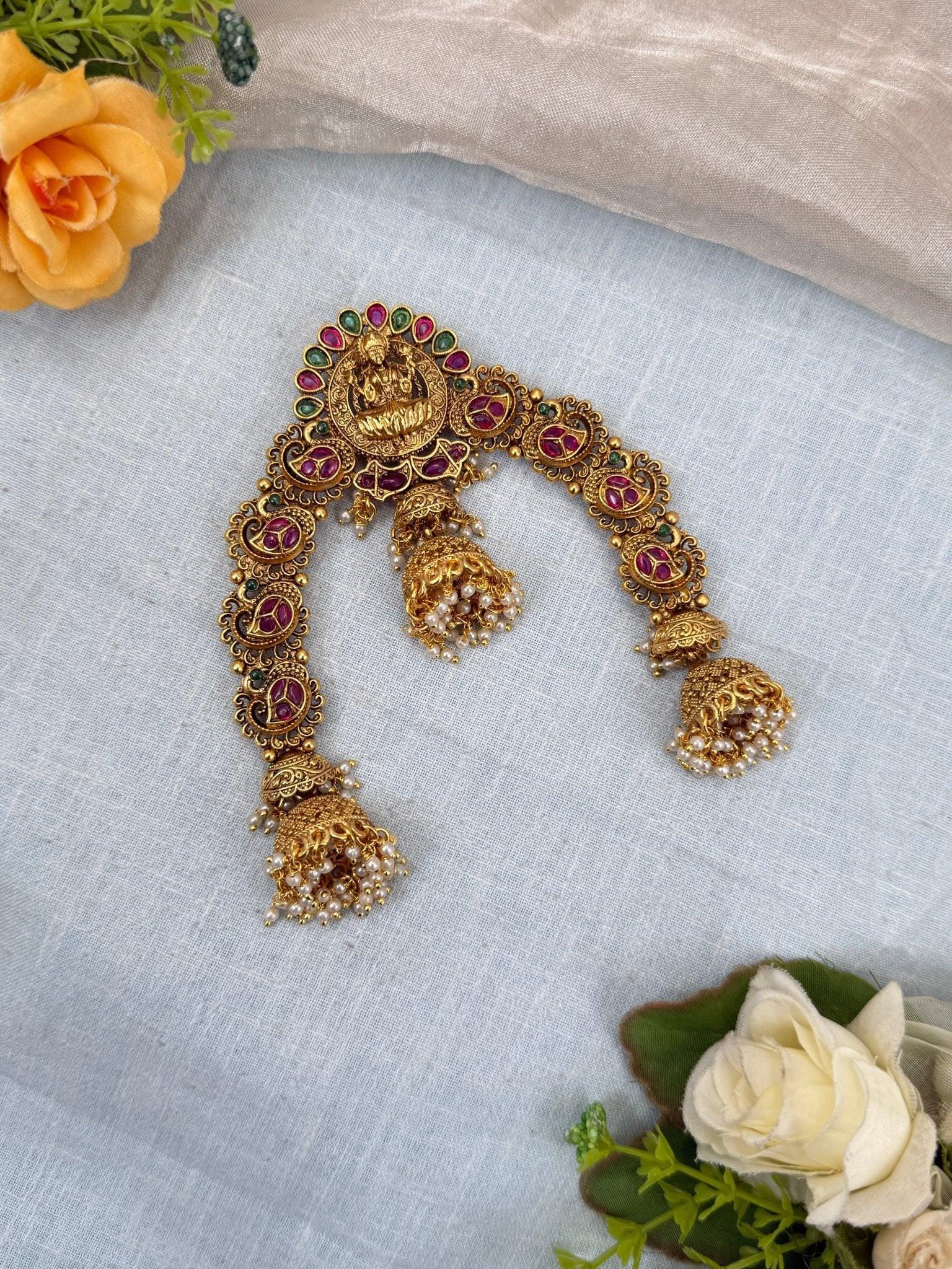 Luxurious Antique Arch Jadebille 415 - Mahilas