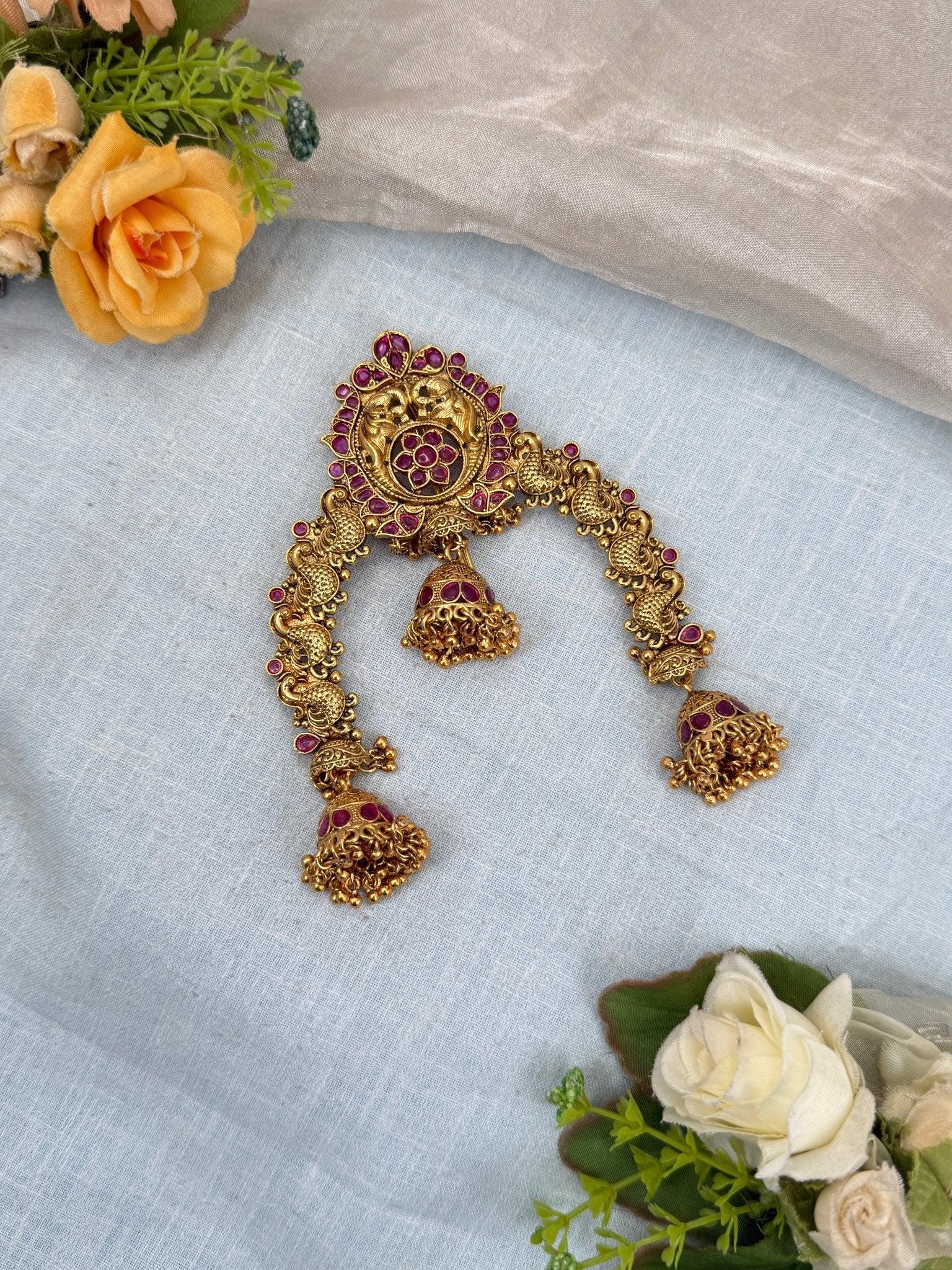 Luxurious Antique Arch Jadebille 416 - Mahilas