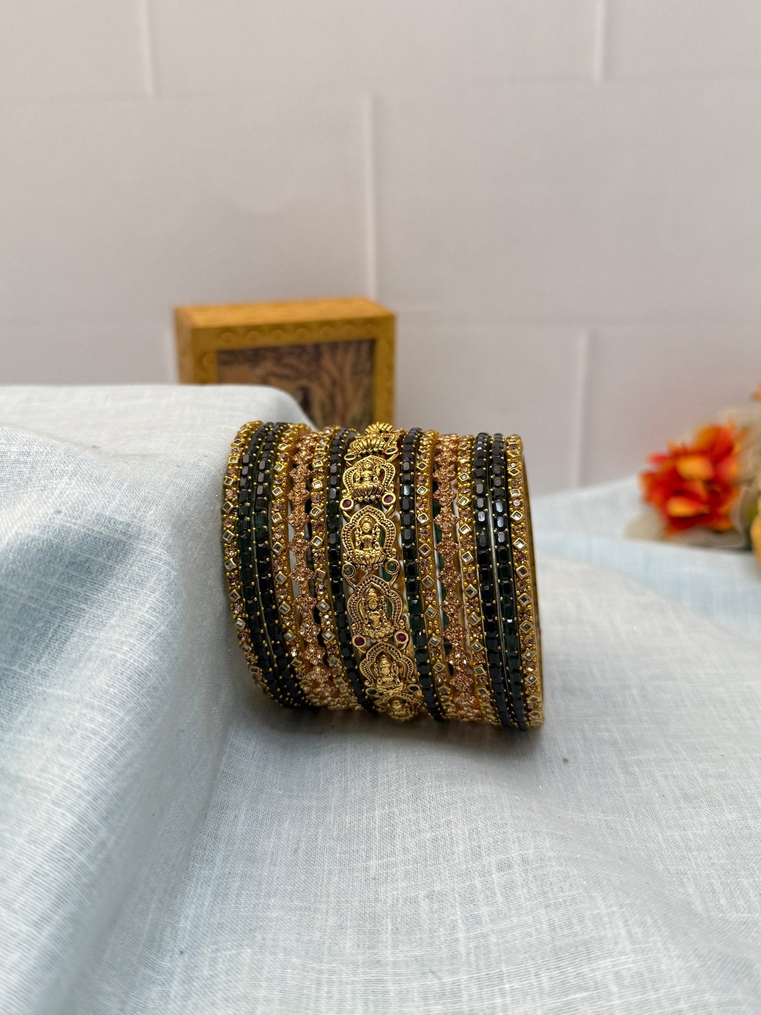 Luxurious Antique Bangle Set In 20 Color Options - 5166 - Mahilas