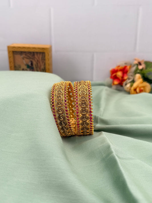 Luxurious Antique Bangles 7012 - Mahilas