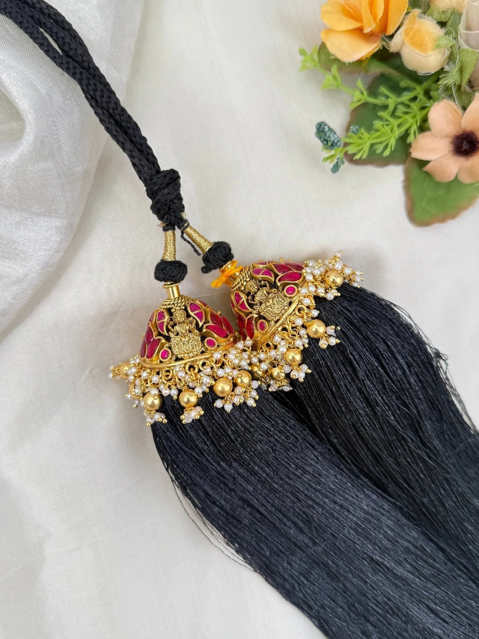 Luxurious Antique Bridal Kuchu 43 - Mahilas