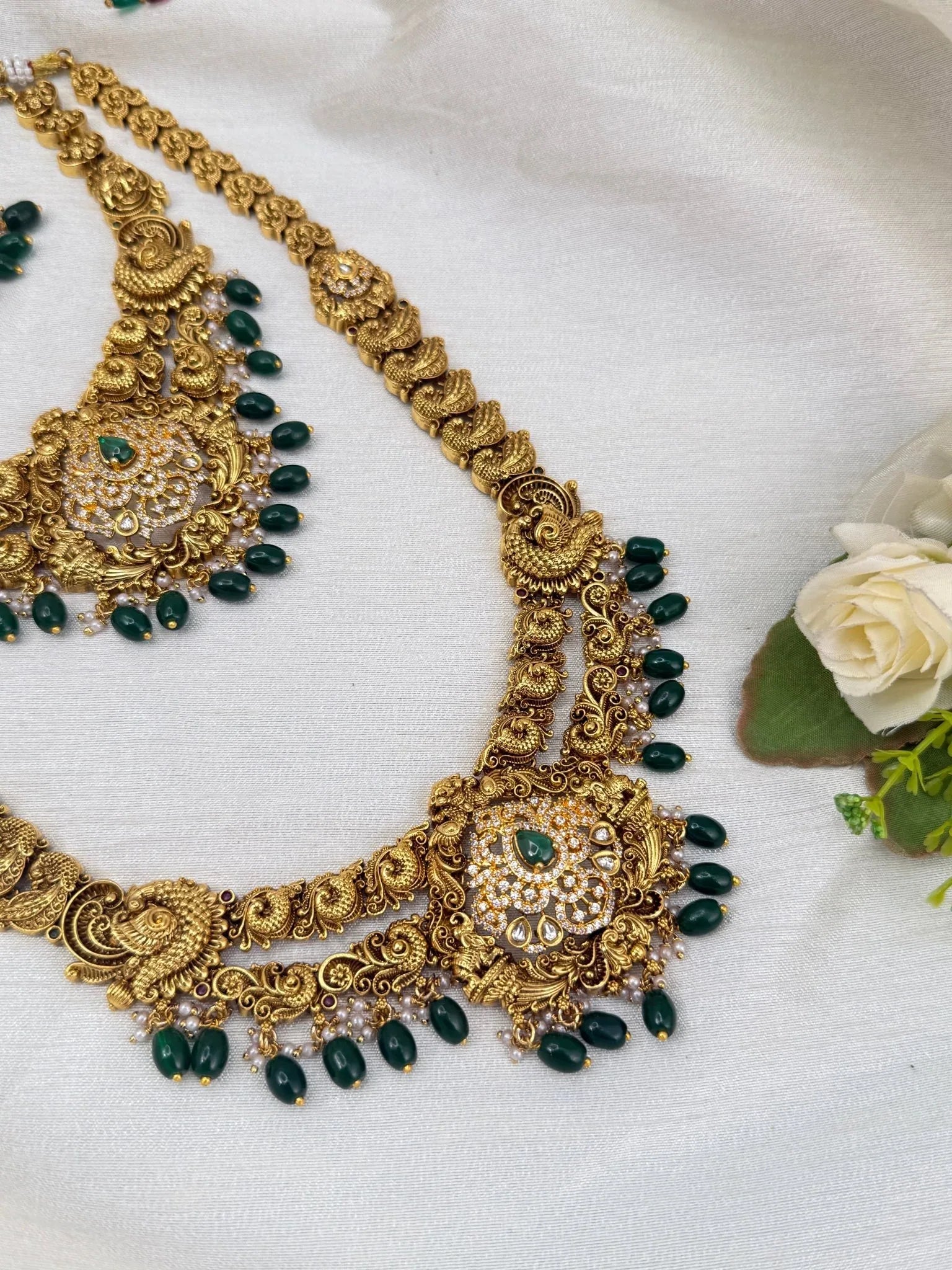Luxurious Antique Bridal Necklace Set 790 - Mahilas