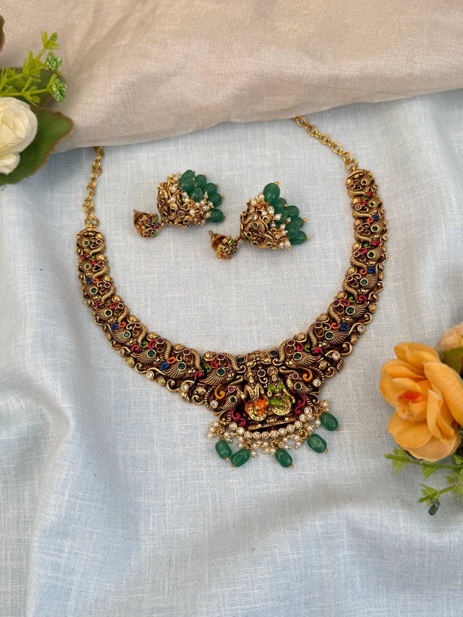 Luxurious Antique Bridal Necklace Set 939 - Mahilas