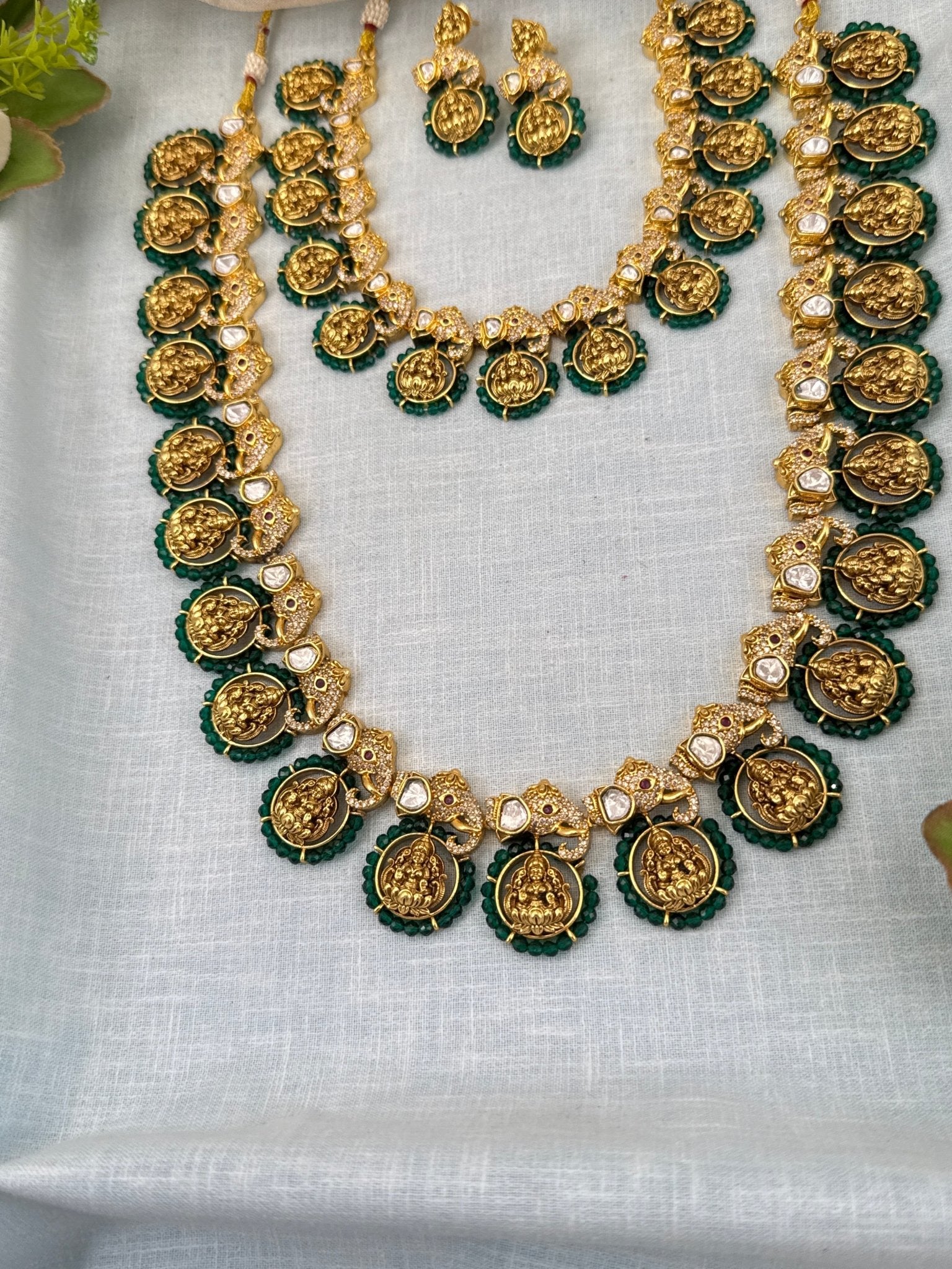 Luxurious Antique Gaja Lakshmi Bridal Necklace Set 0687 - Mahilas