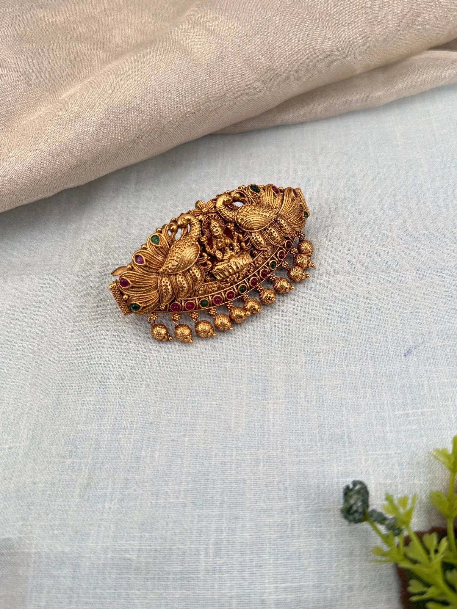 Luxurious Antique Hair Clip 145 - Mahilas