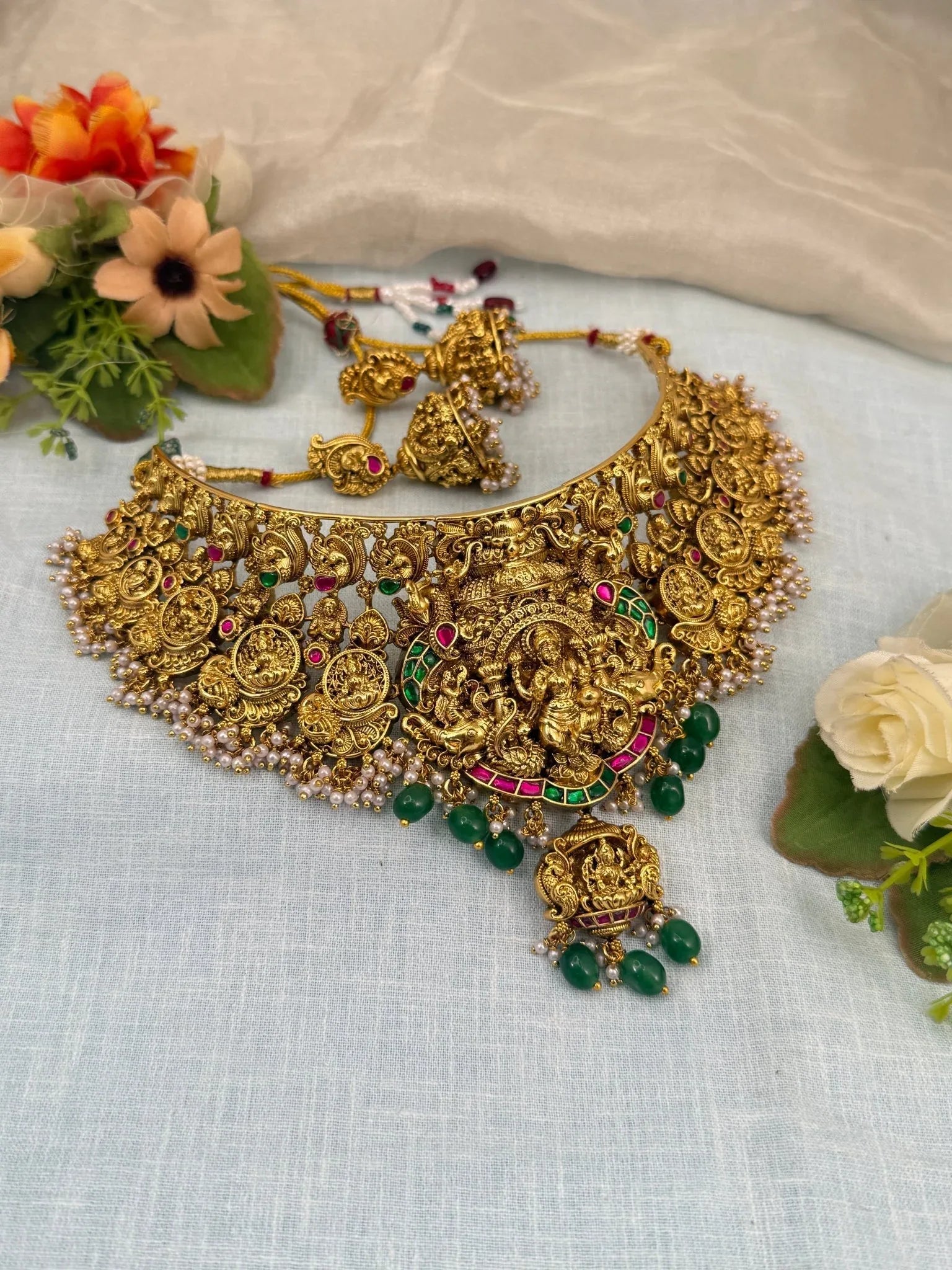 Luxurious Antique Jadau Choker Necklace Set 804 - Mahilas