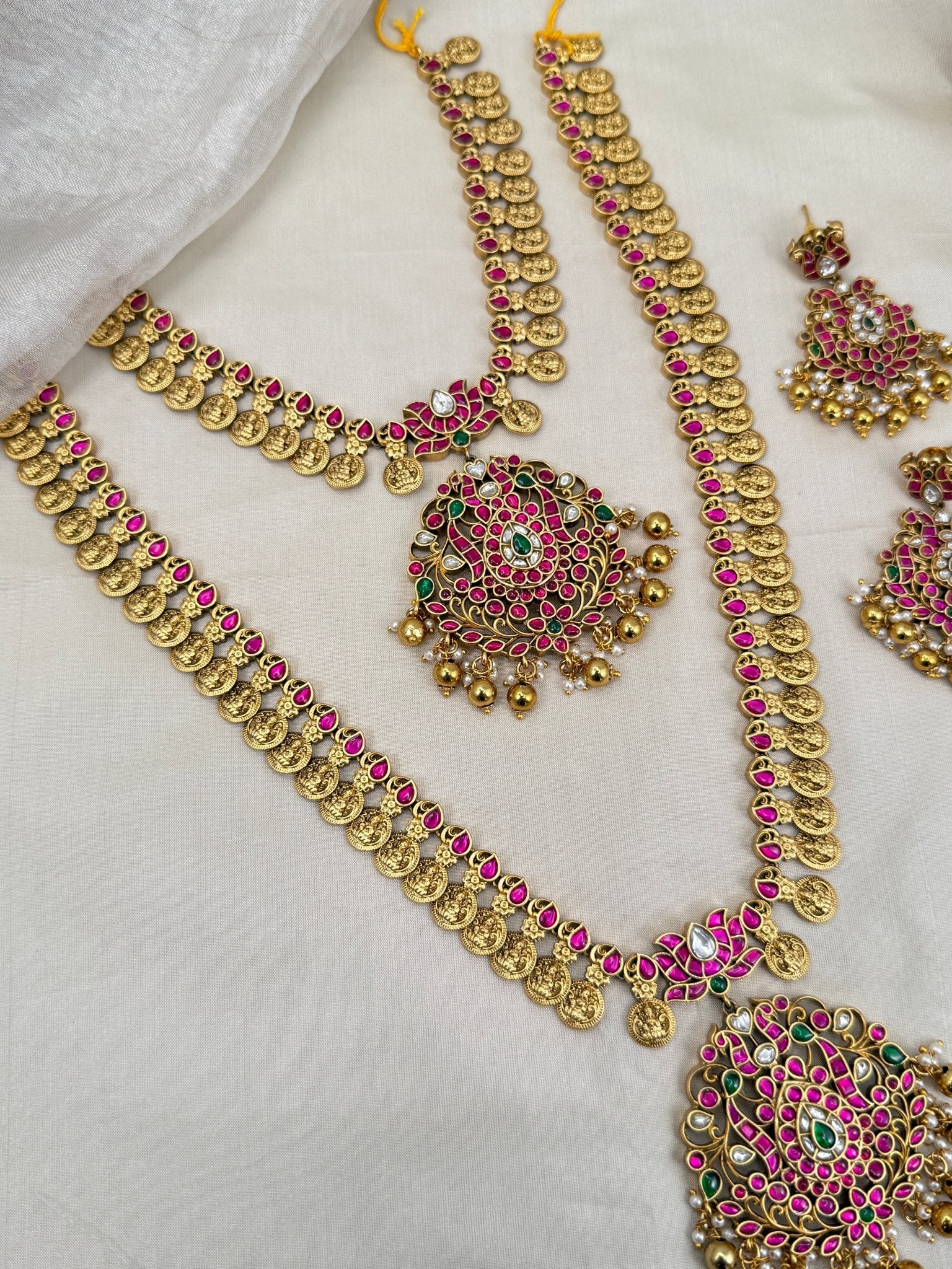 Luxurious Antique Jadau Pendant Kaasu Necklace Set 749 - Mahilas