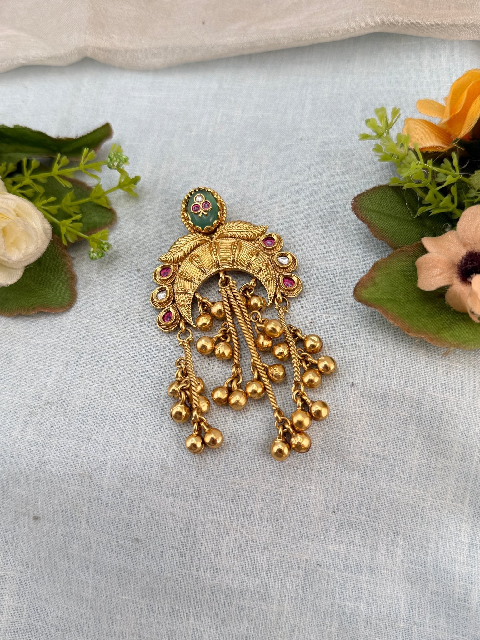 Luxurious Antique Jadebille 3043 - Mahilas