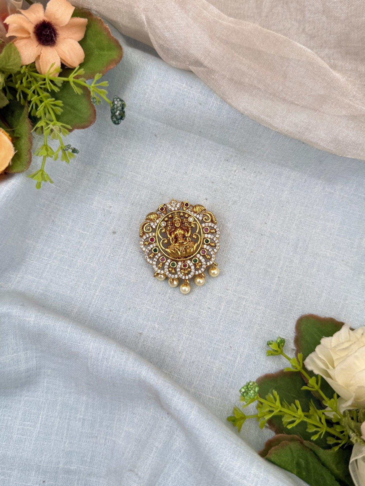 Luxurious Antique Jadebille 442 - Mahilas