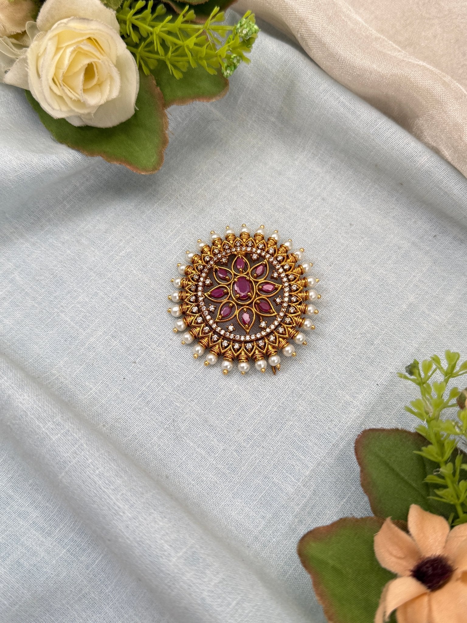 Luxurious Antique Jadebille 567 - Mahilas