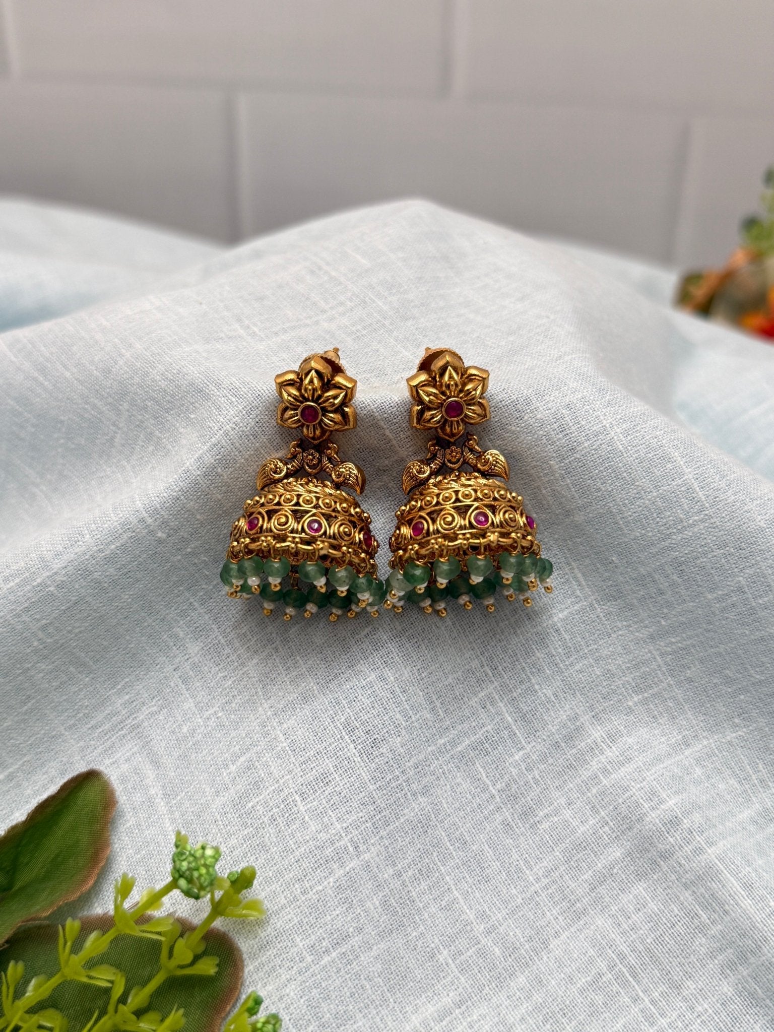 Luxurious Antique Jhumka Earrings 0332 - Mahilas