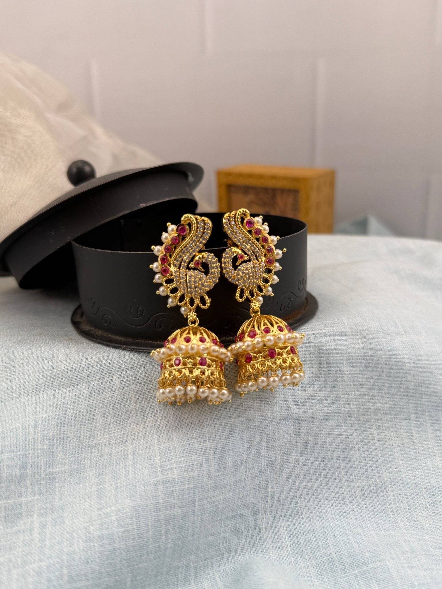 Luxurious Antique Jhumka Earrings 0388 - Mahilas