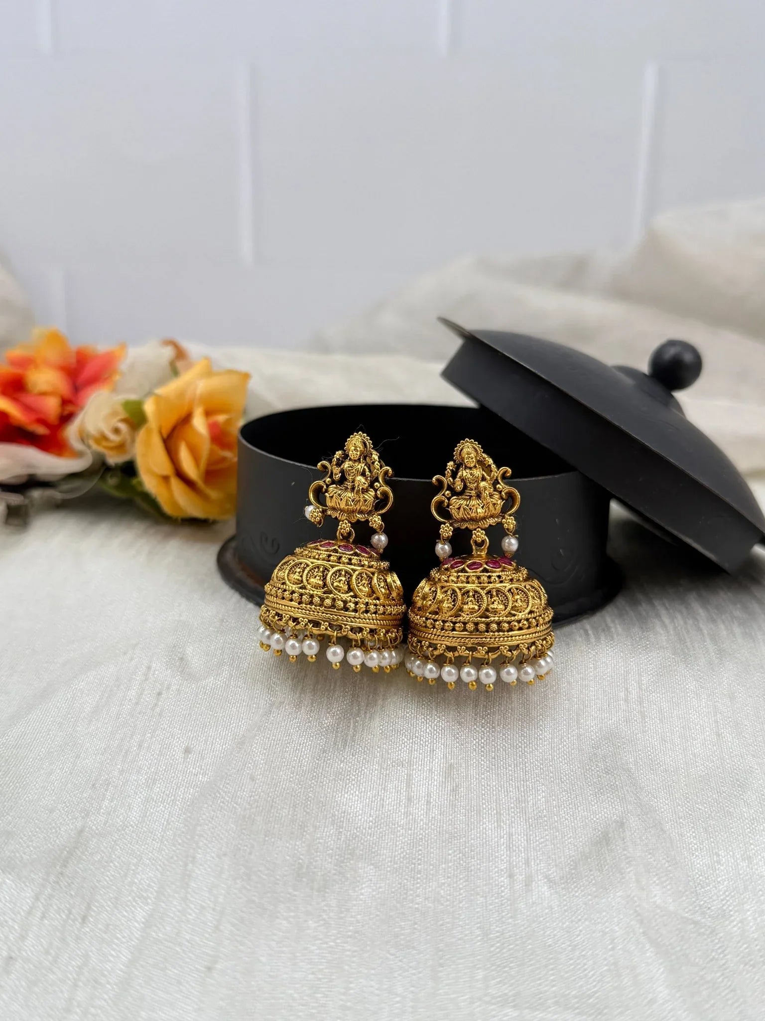 Luxurious Antique Jhumka Earrings 0519 - Mahilas