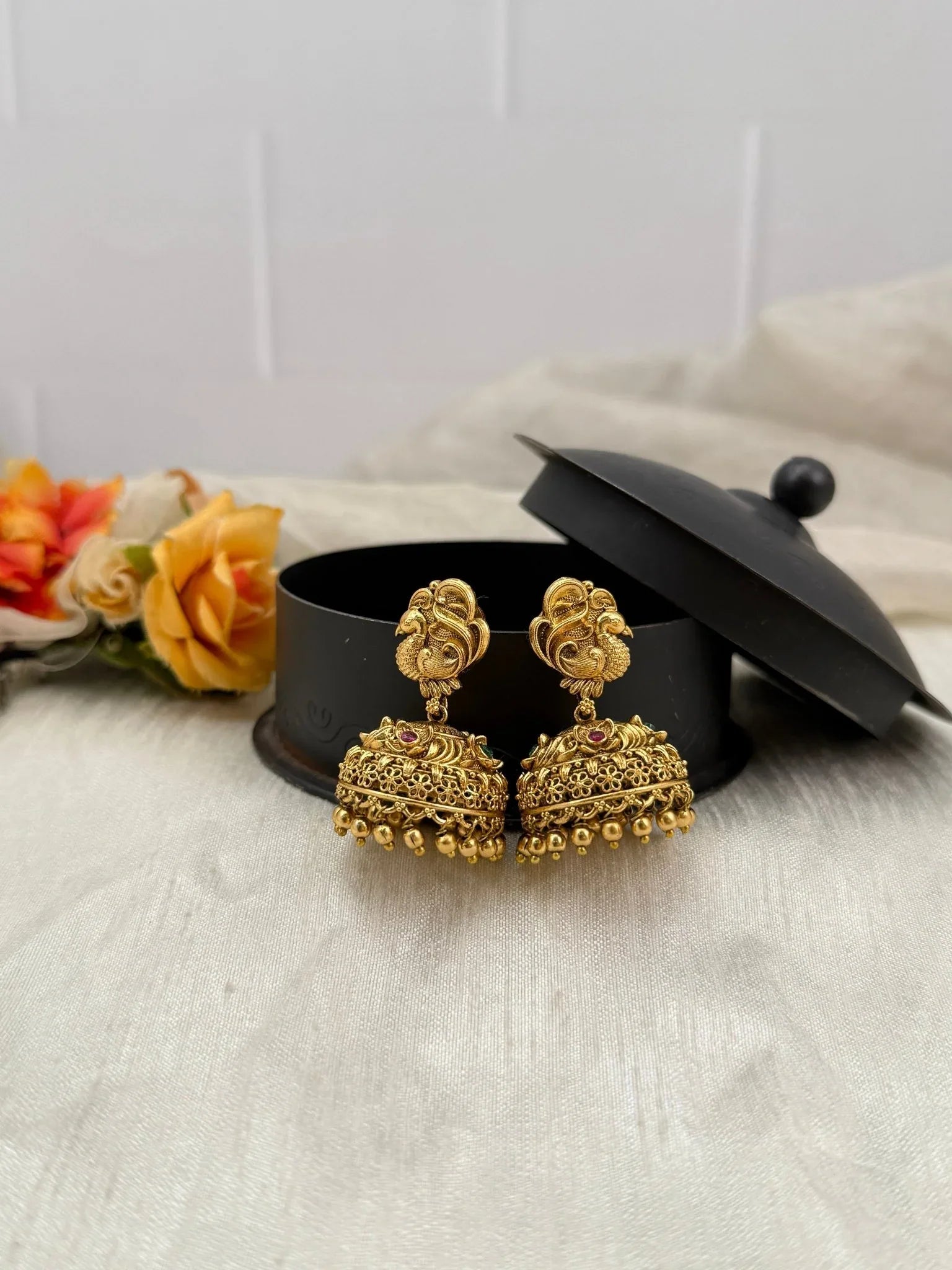 Luxurious Antique Jhumka Earrings 0520 - Mahilas