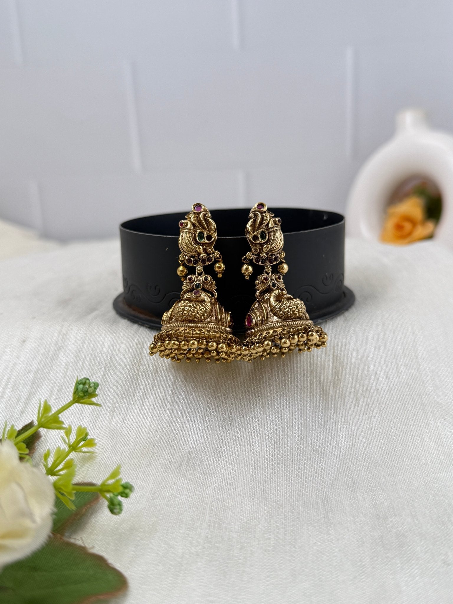Luxurious Antique Jhumka Earrings 0819 - Mahilas