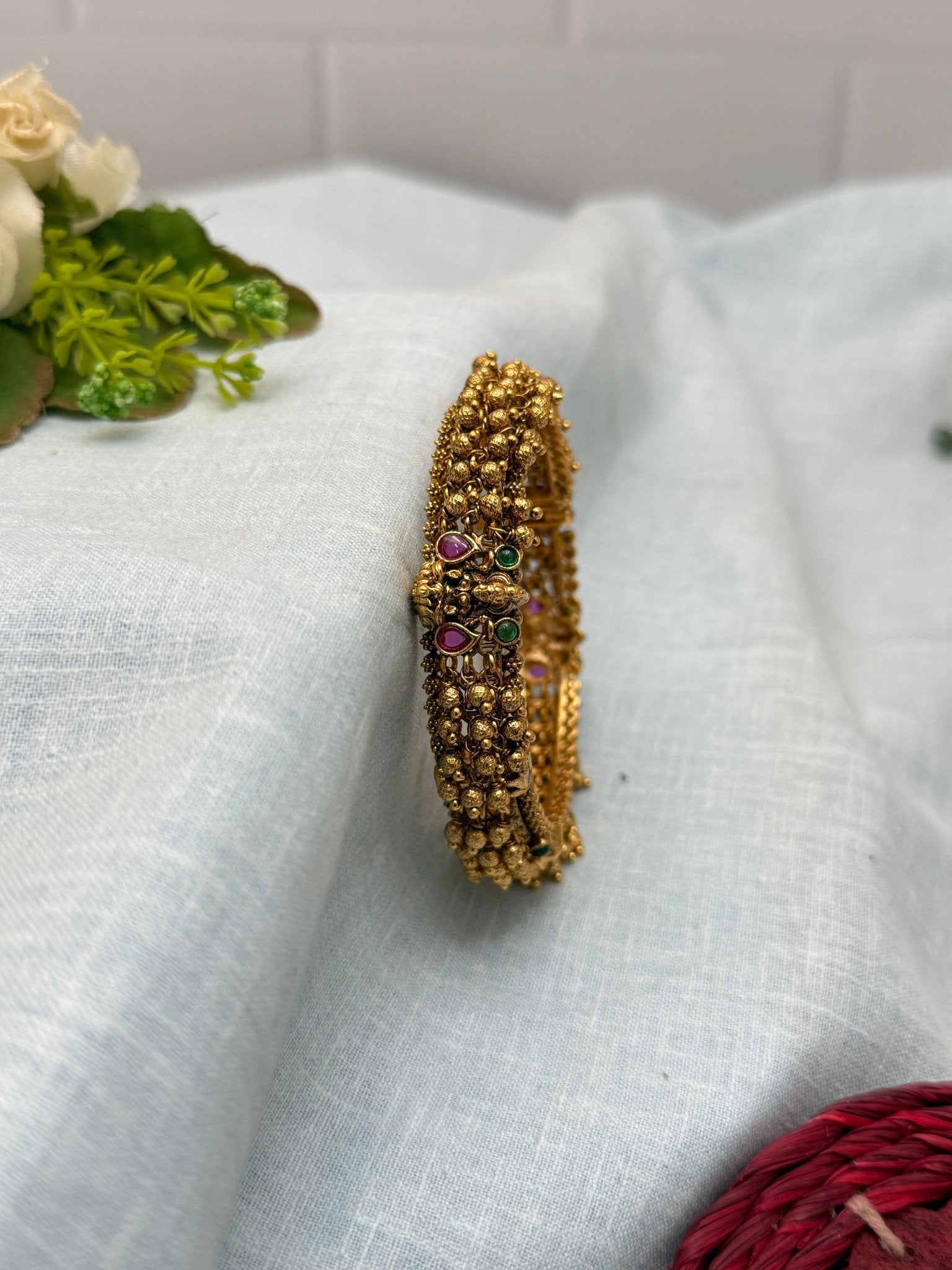 Luxurious Antique Kada Bangle 6987 - Mahilas