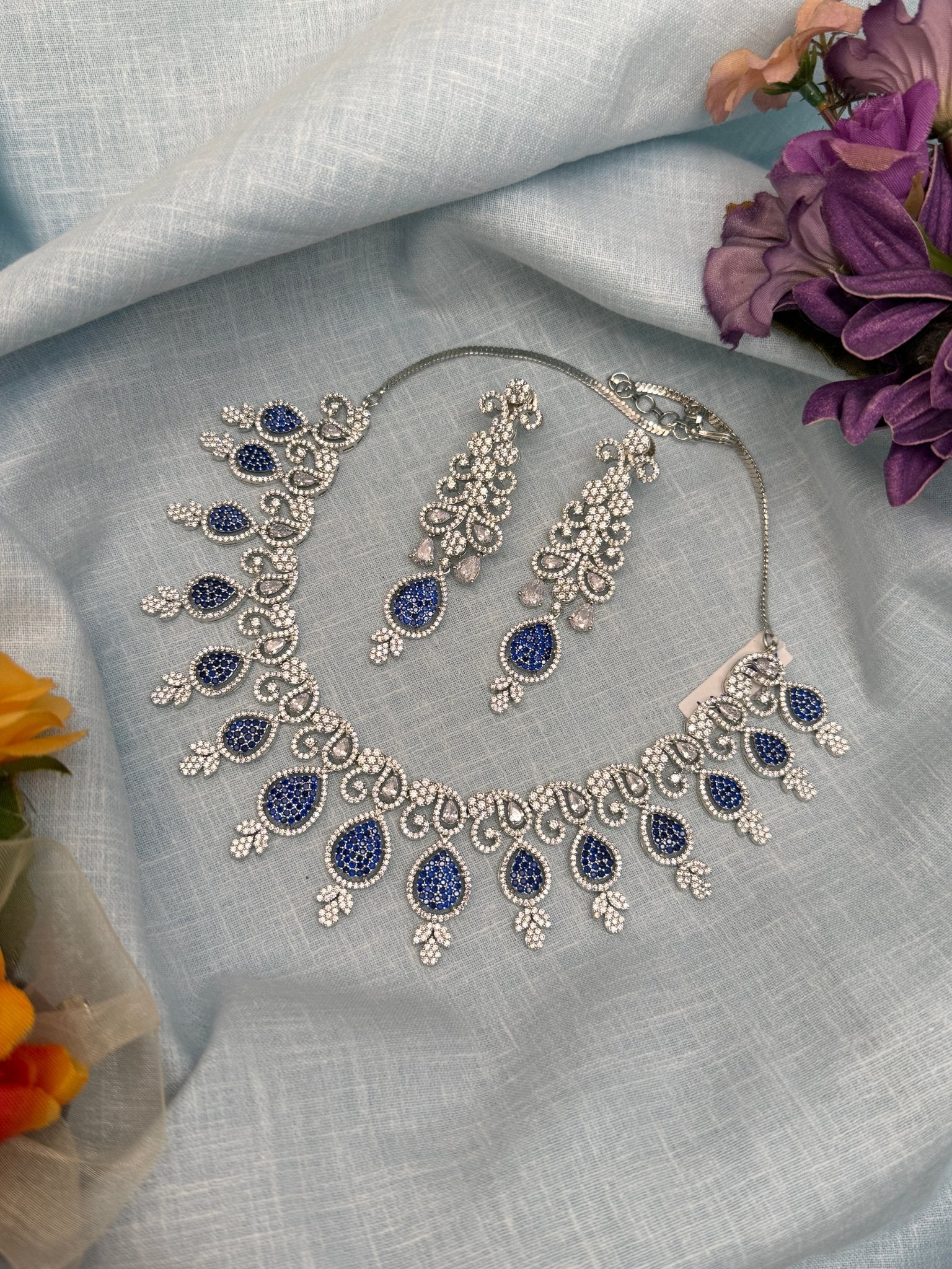 Luxurious Antique Kundan Necklace 0393 (4 Colours) - Mahilas