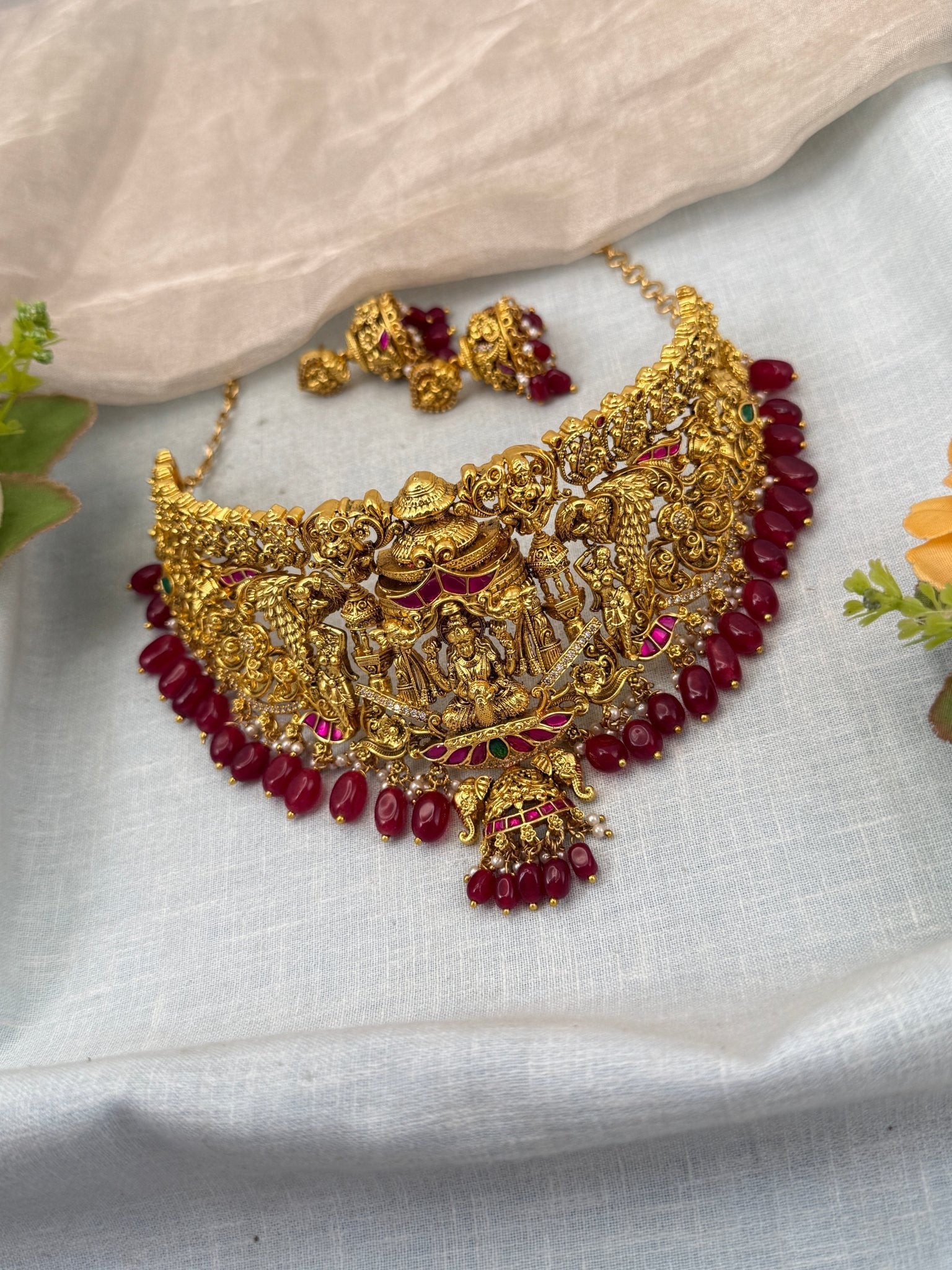 Luxurious Antique Lakshmi Choker Necklace Set 0741 - Mahilas