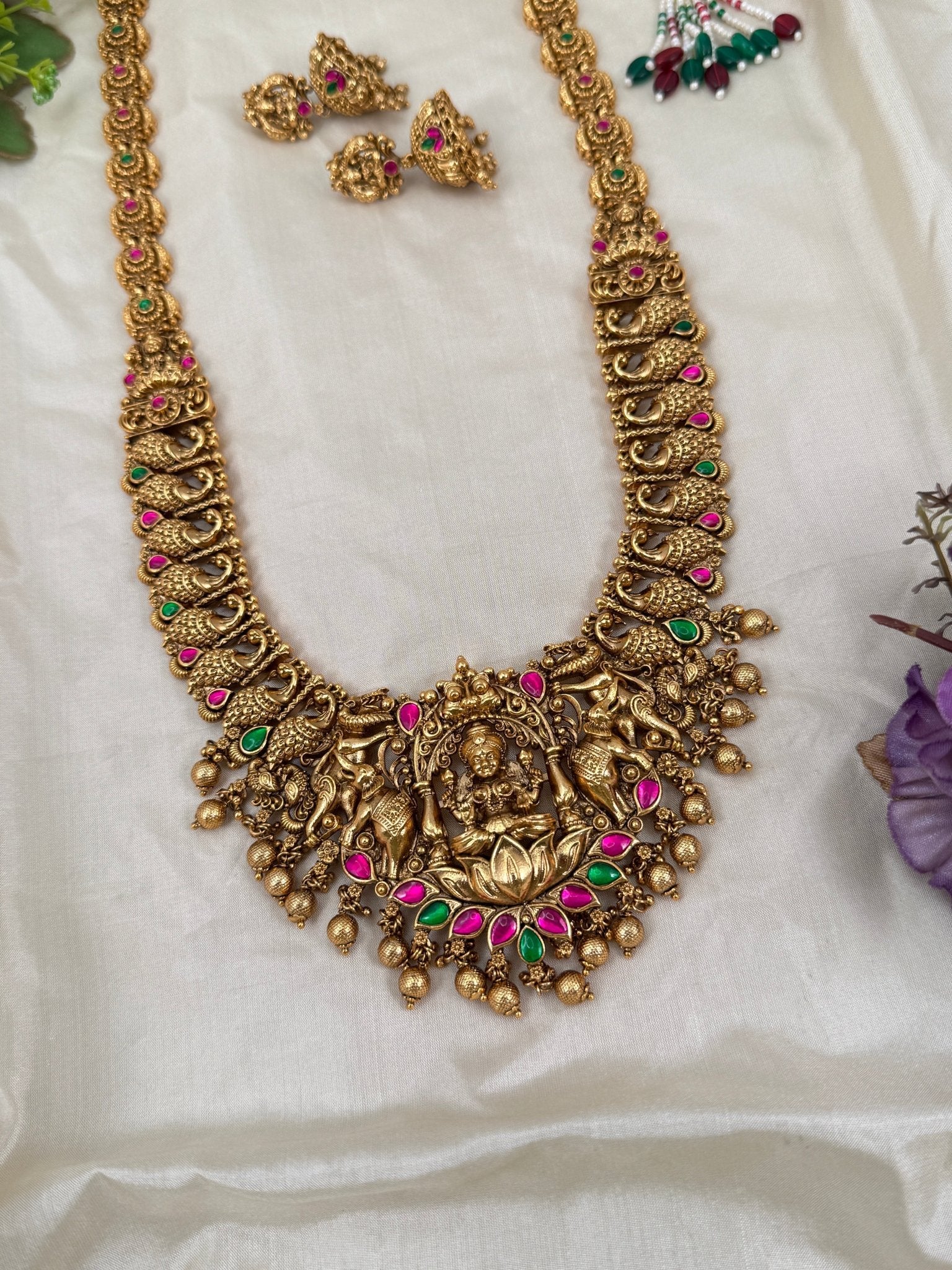 Luxurious Antique Lakshmi Long Necklace Set 0355 - Mahilas