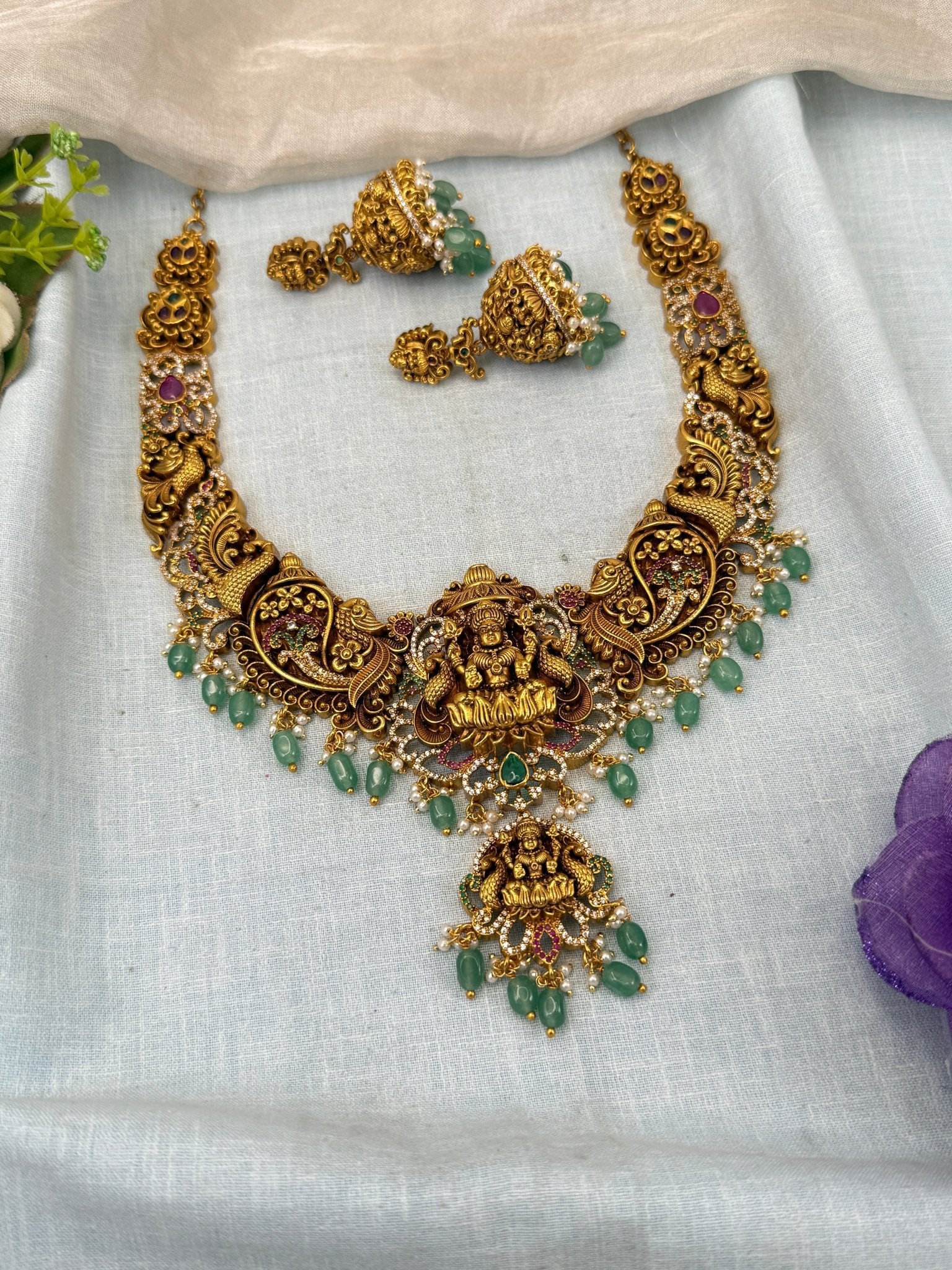 Luxurious Antique Lakshmi Short Necklace Set 0456 - Mahilas
