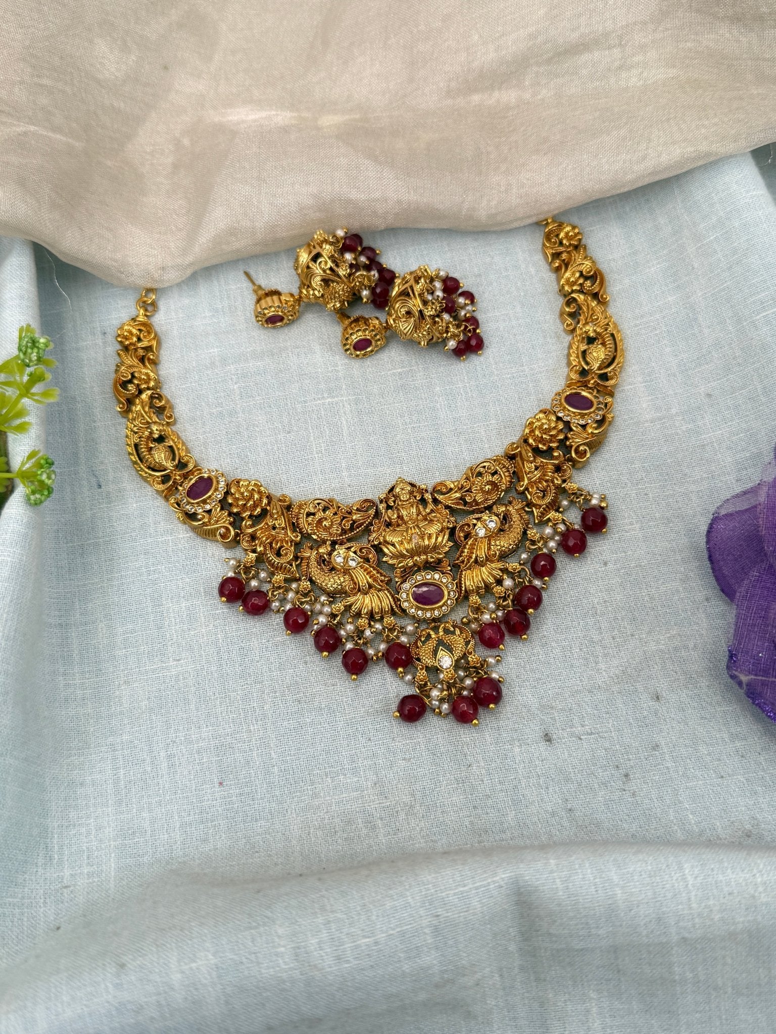 Luxurious Antique Lakshmi Short Necklace Set 0464 - Mahilas