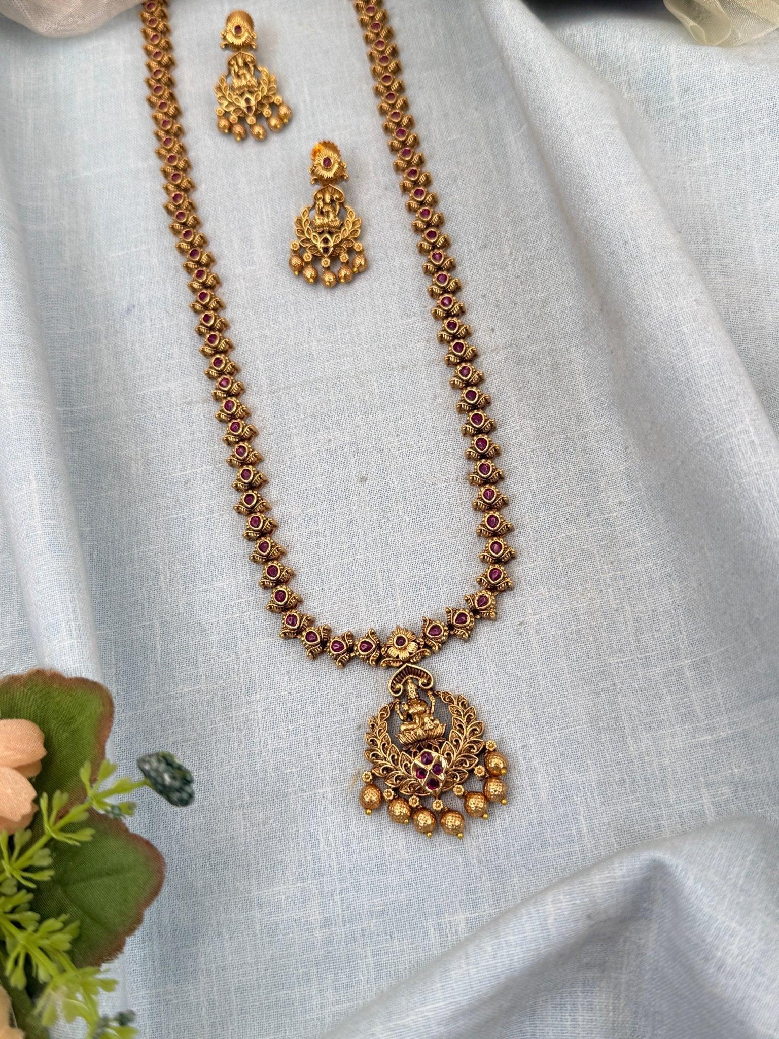 Luxurious Antique long Necklace Set 0103 - Mahilas