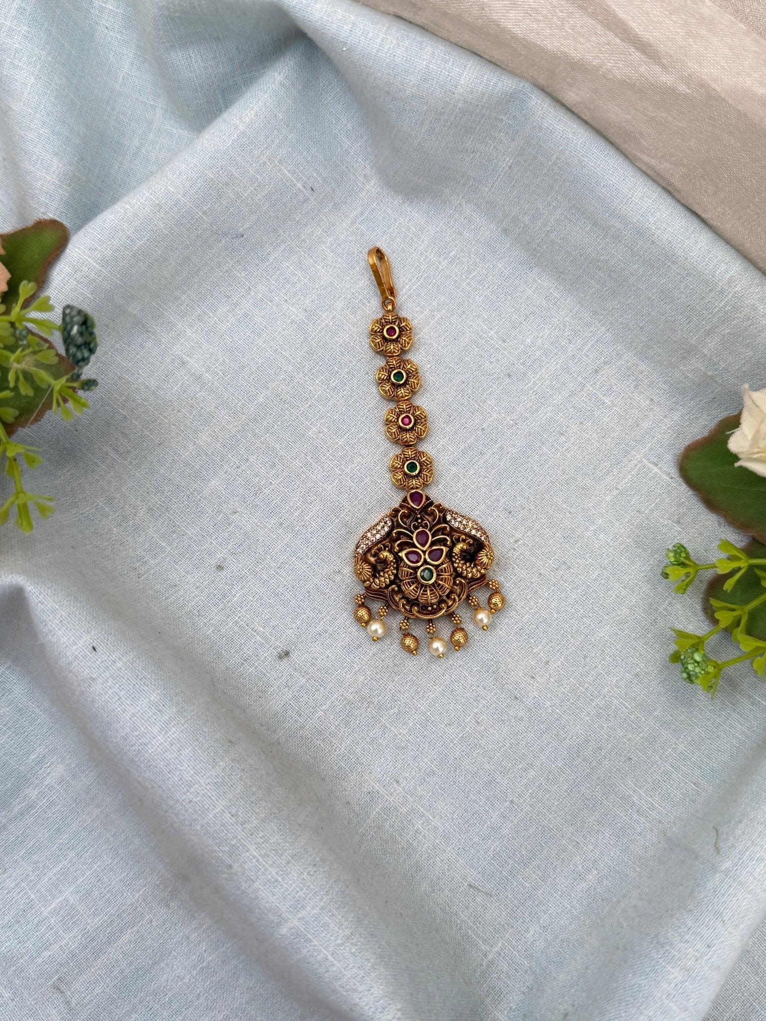 Luxurious Antique Maang Tikka 301 - Mahilas
