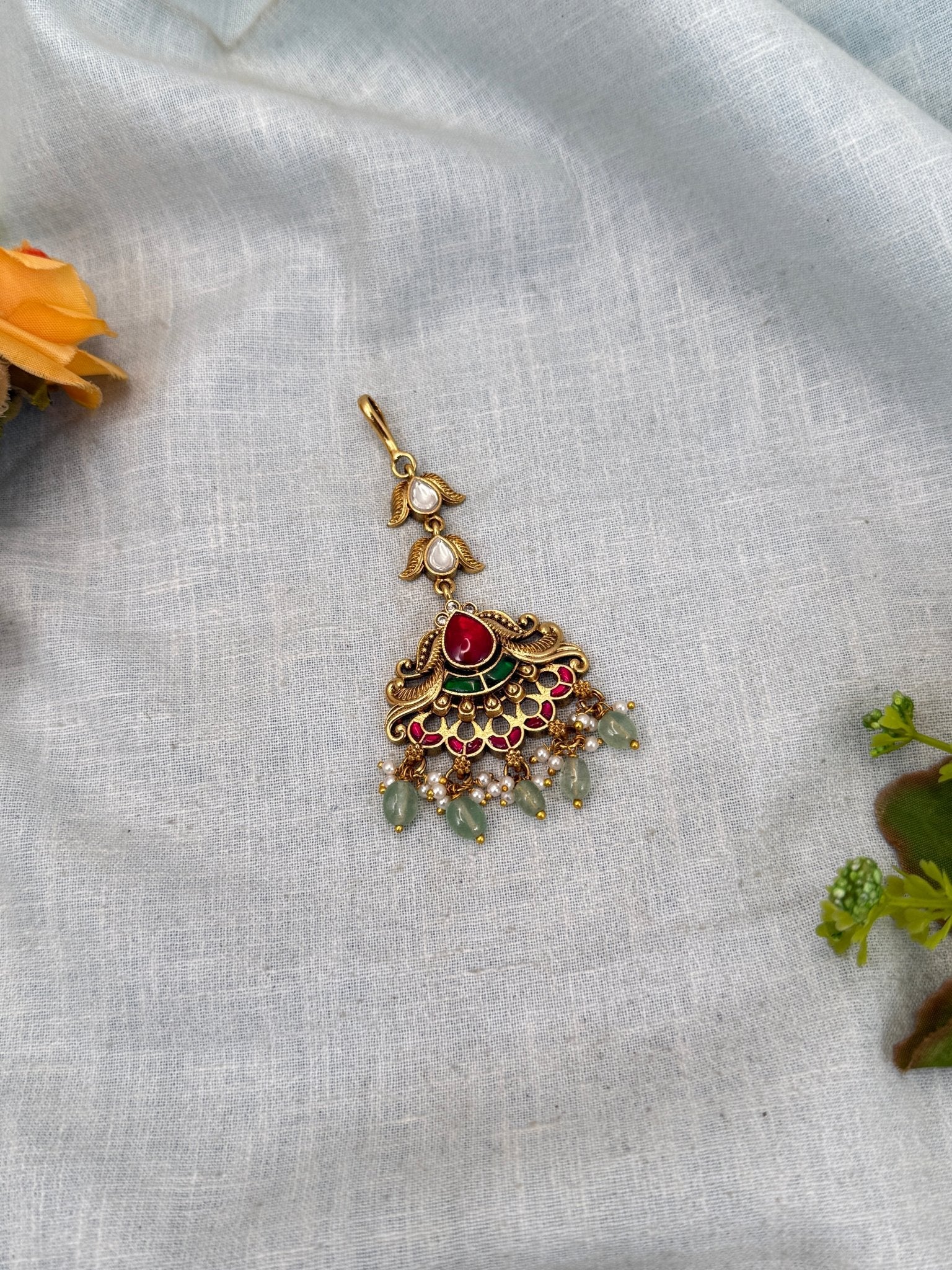 Luxurious Antique Maang Tikka 404 - Mahilas