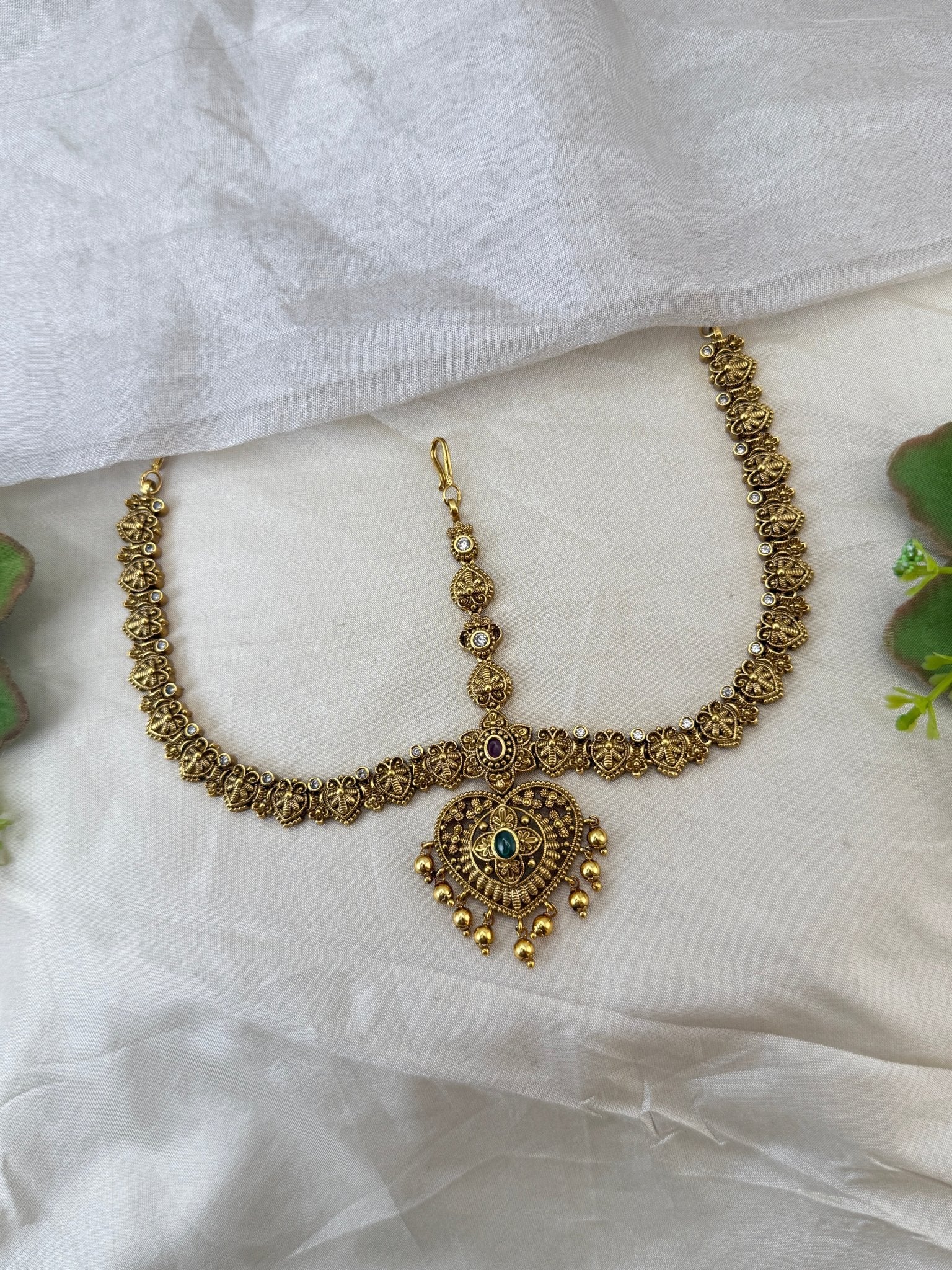 Luxurious Antique Maang Tikka Mathapatti 528 - Mahilas