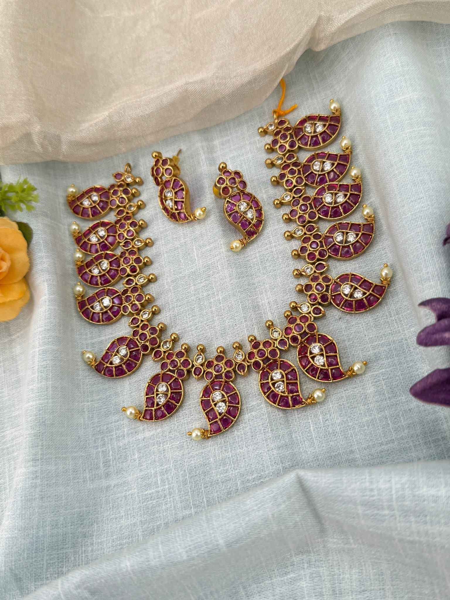 Luxurious Antique Mango Short Necklace Set 0904 - Mahilas