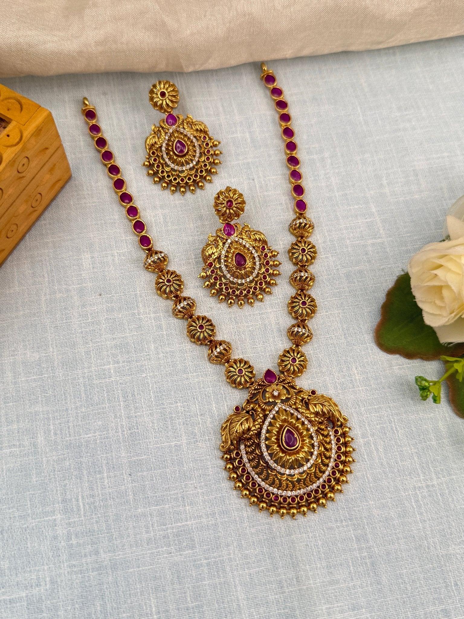 Luxurious Antique Mid Long Necklace Set 827 - Mahilas