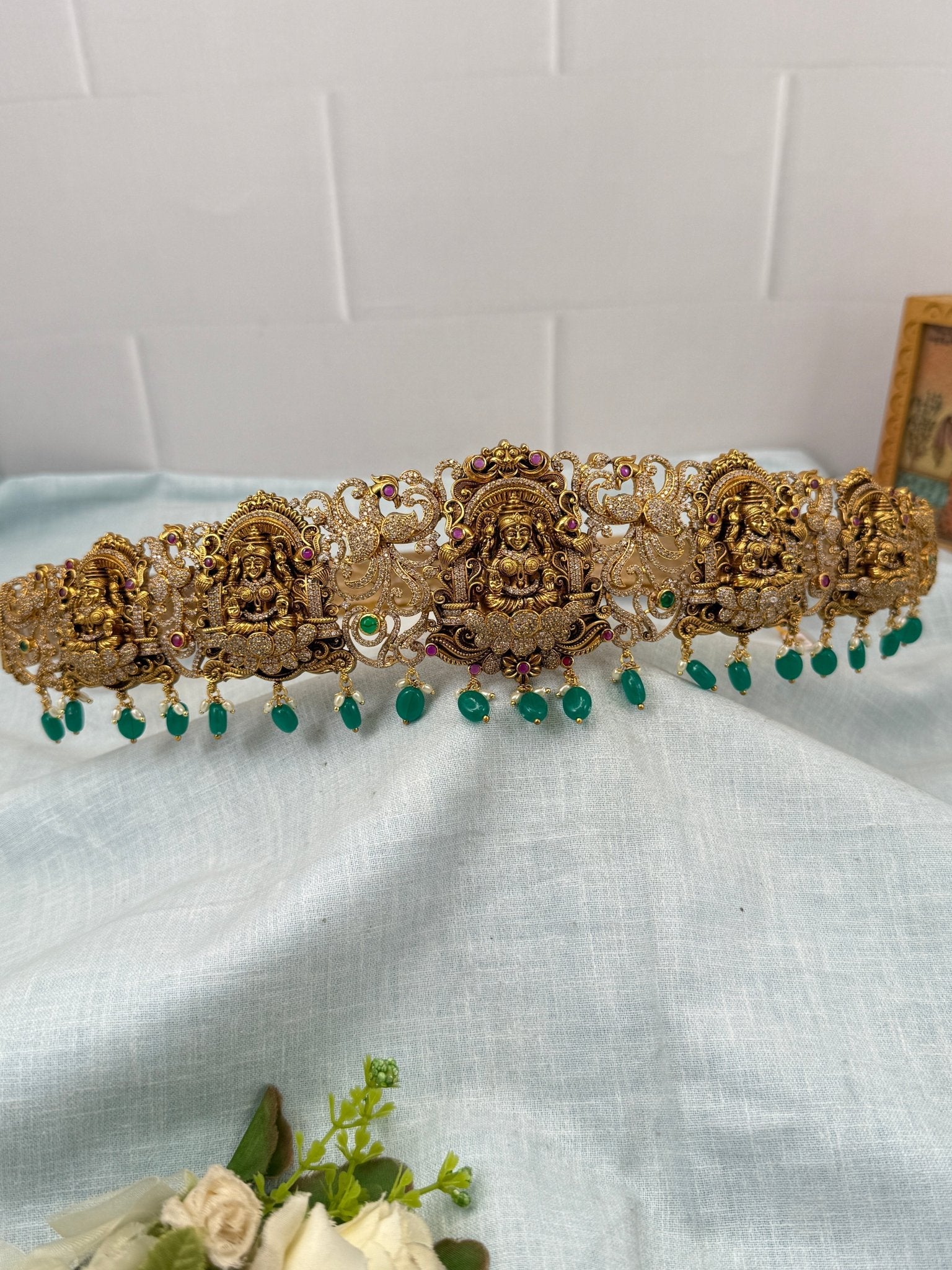 Luxurious Antique Peacock Lakshmi Vaddanam Kamarbandh 7256 - Mahilas
