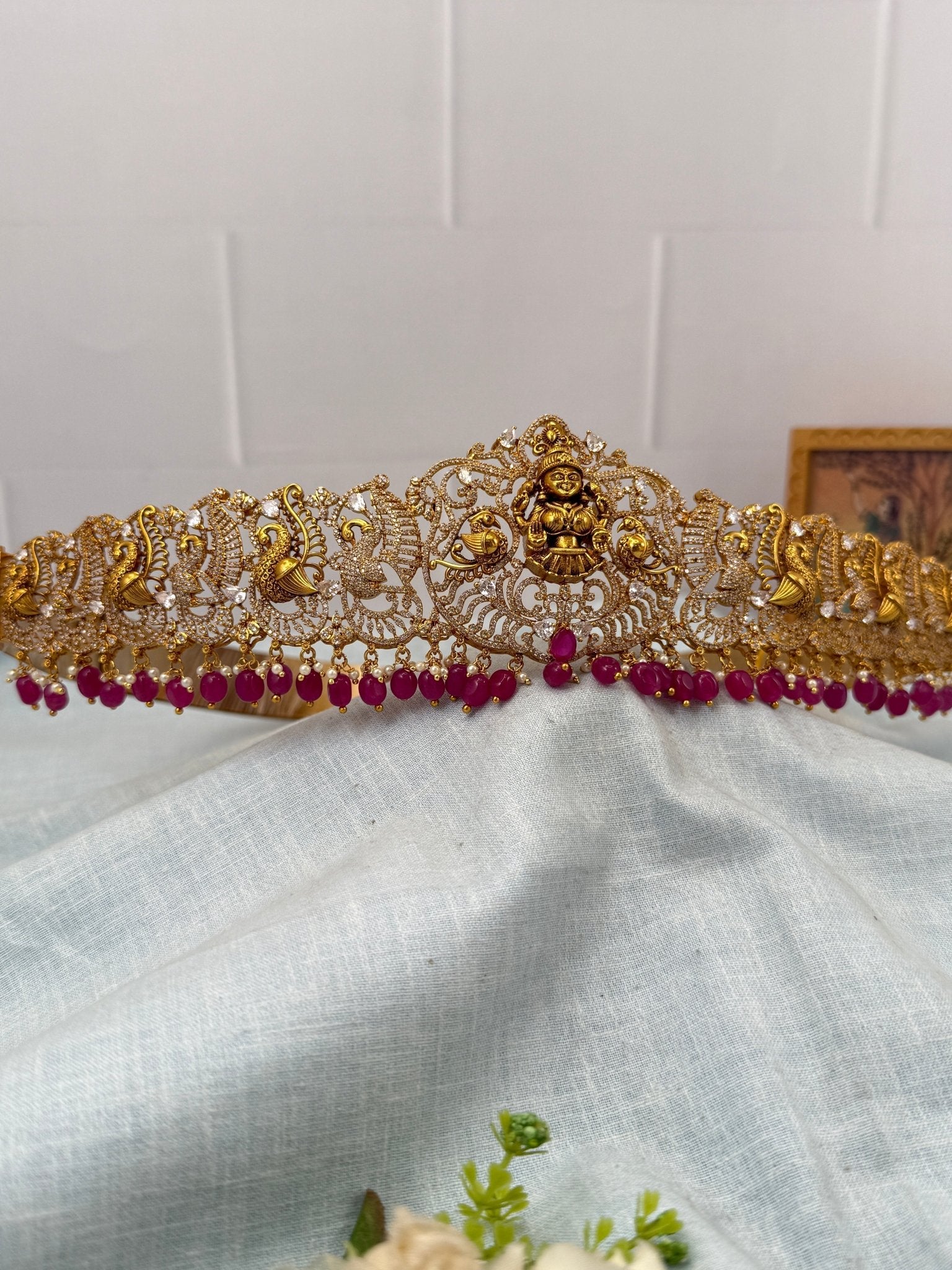 Luxurious Antique Peacock Lakshmi Vaddanam Kamarbandh 7260 - Mahilas
