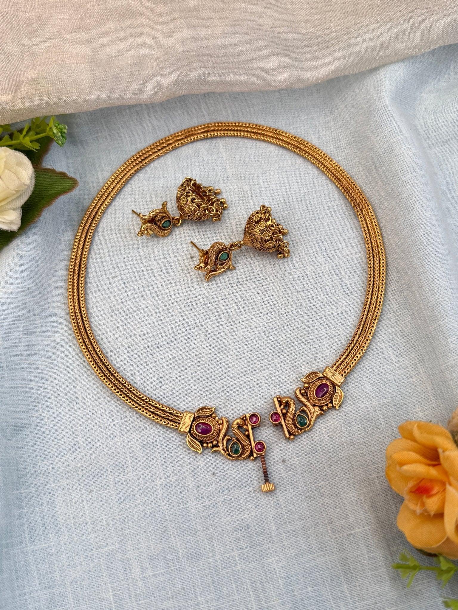 Luxurious Antique Screw Type Necklace Set 910 - Mahilas