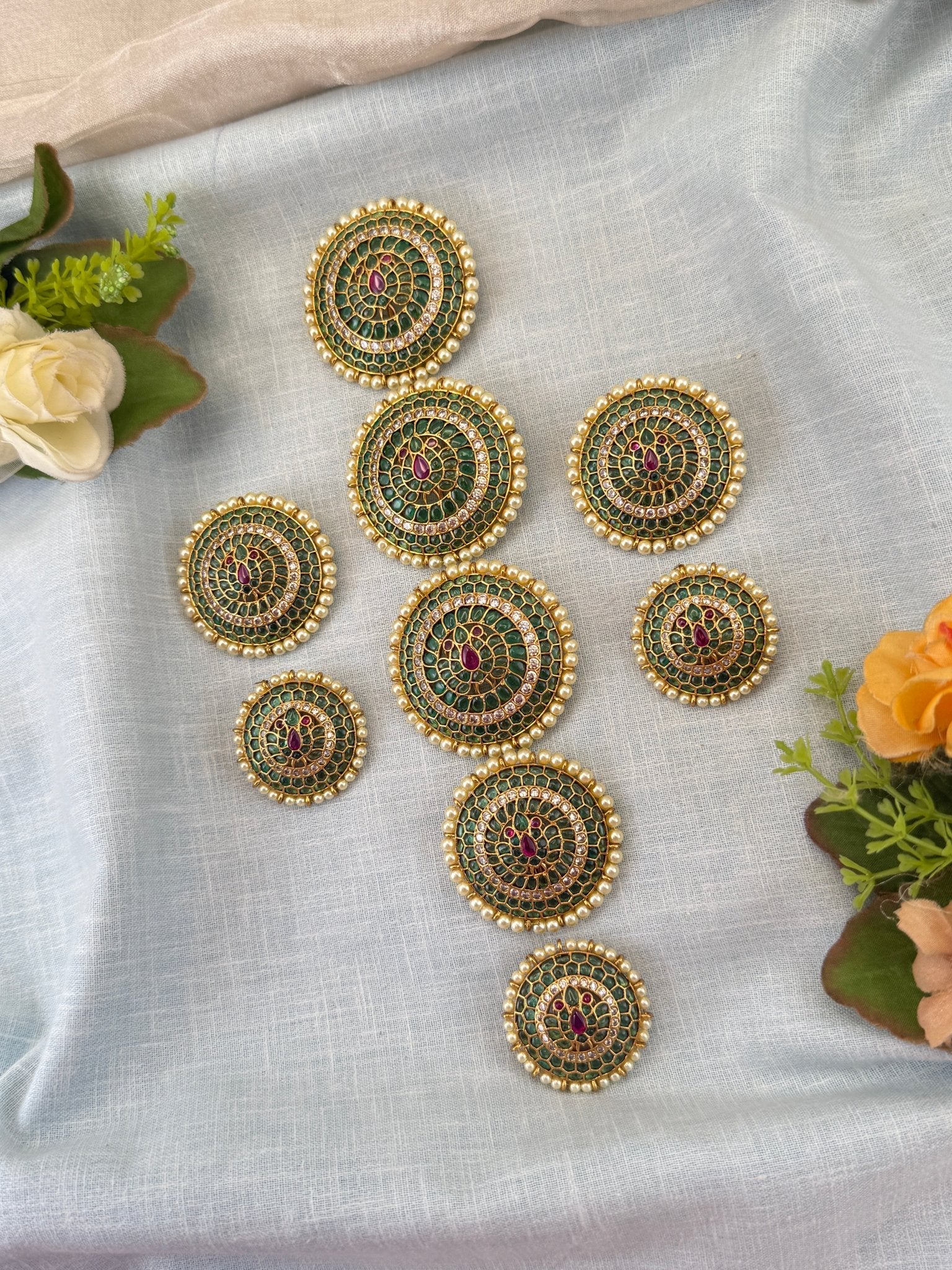 Luxurious Antique Set of 9 Jadebille 0139 - Mahilas
