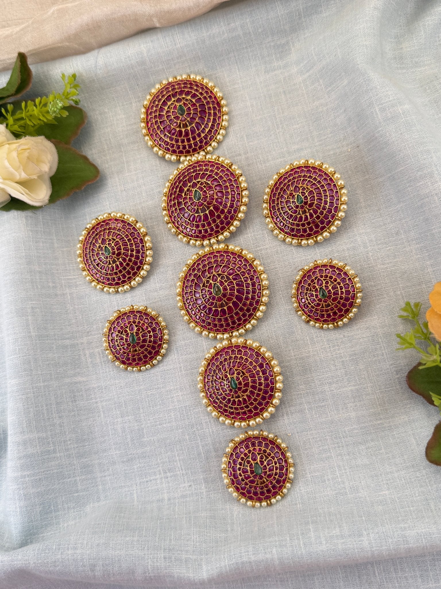 Luxurious Antique Set of 9 Jadebille 0140 - Mahilas