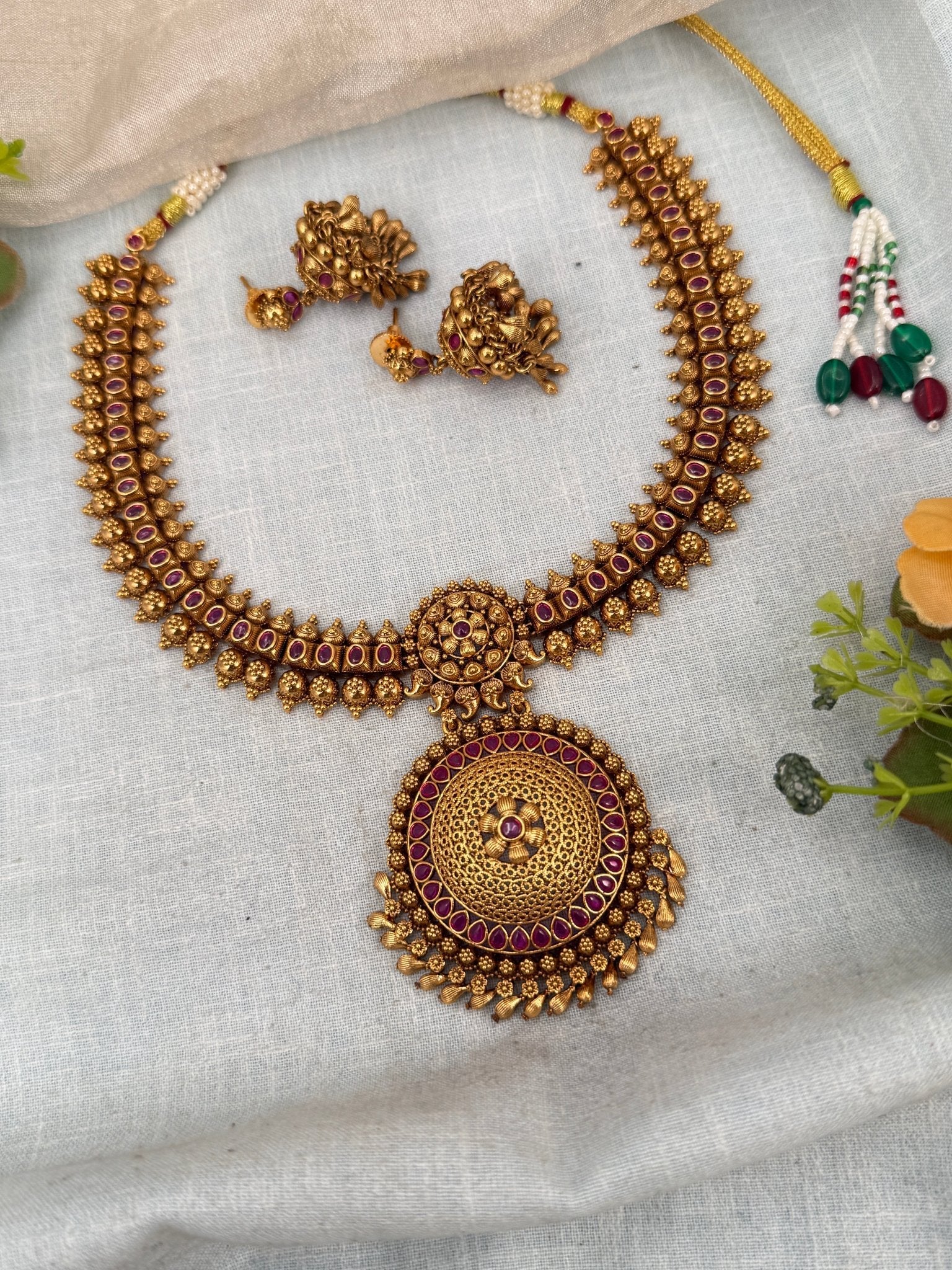 Luxurious Antique Short Necklace Set 0379 - Mahilas