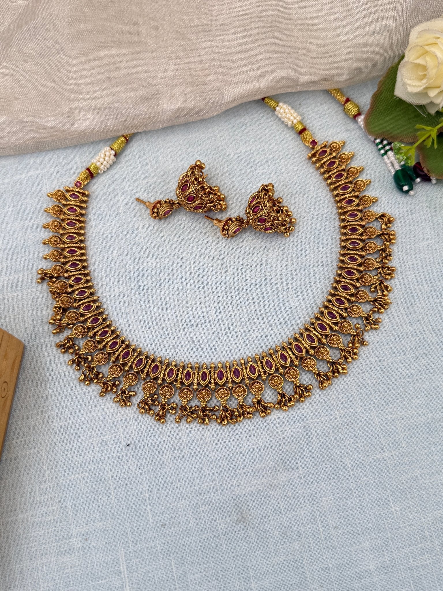 Luxurious Antique Short Necklace Set 0549 - Mahilas