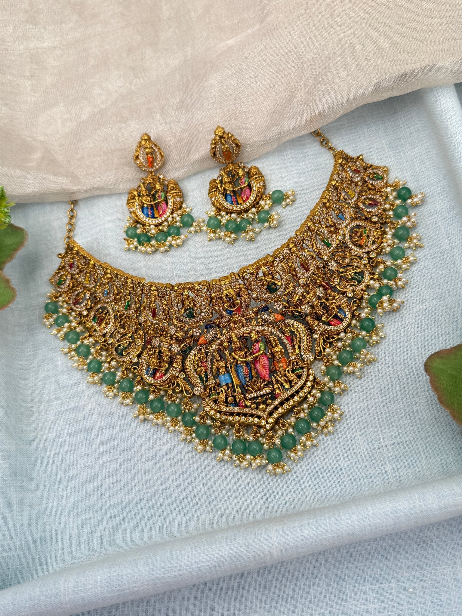 Luxurious Antique Srinivasa Kalyana Choker Necklace Set 0657 - Mahilas