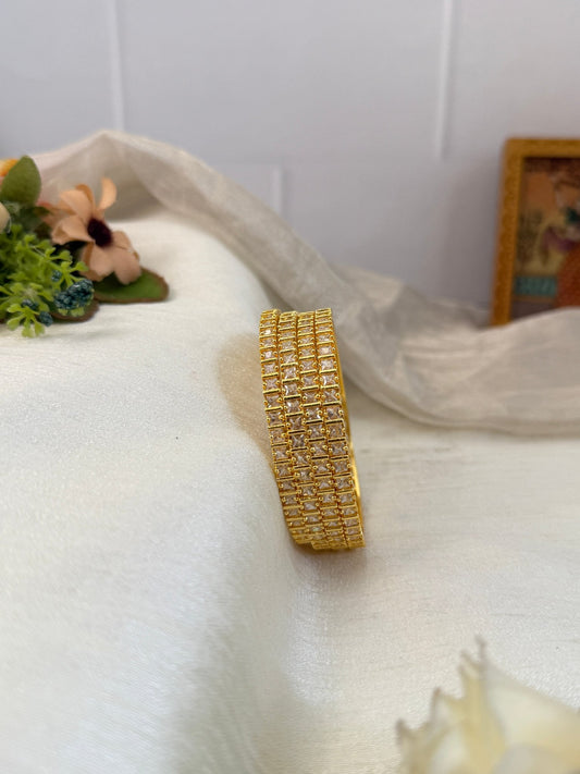 Luxurious Antique Stone Bangles 7046 - Mahilas