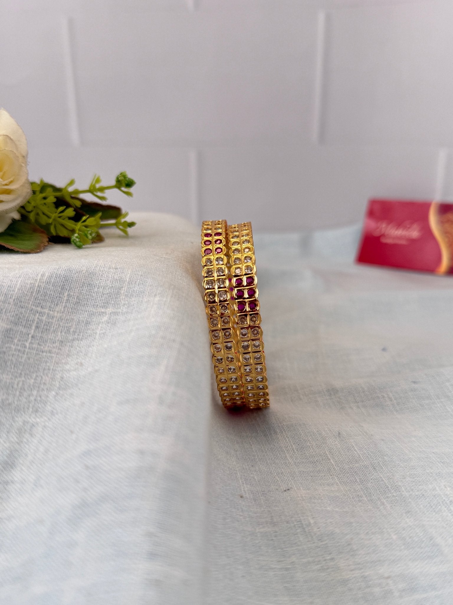 Luxurious Antique Stone Bangles 7206 - Mahilas
