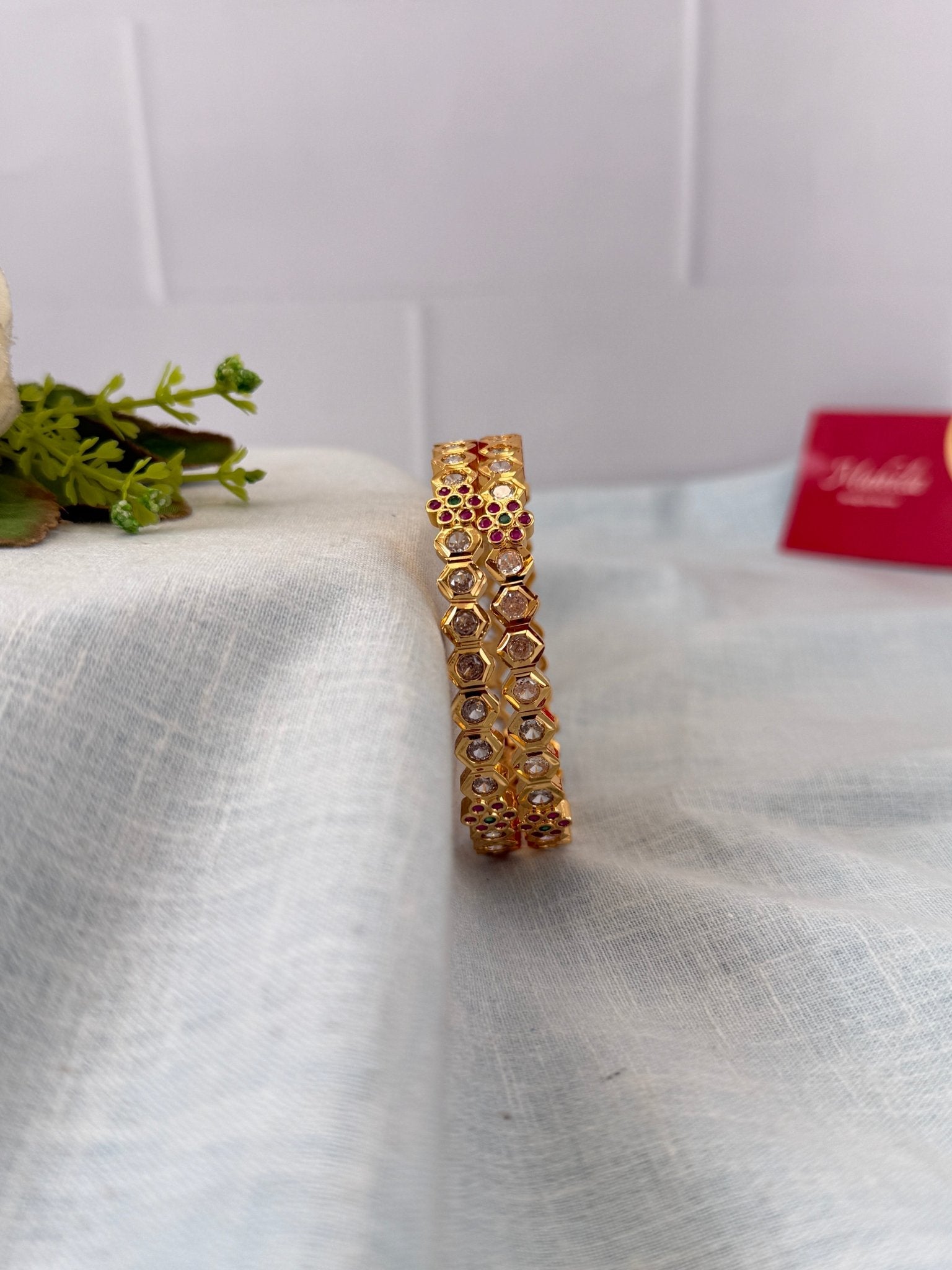 Luxurious Antique Stone Bangles 7214 - Mahilas
