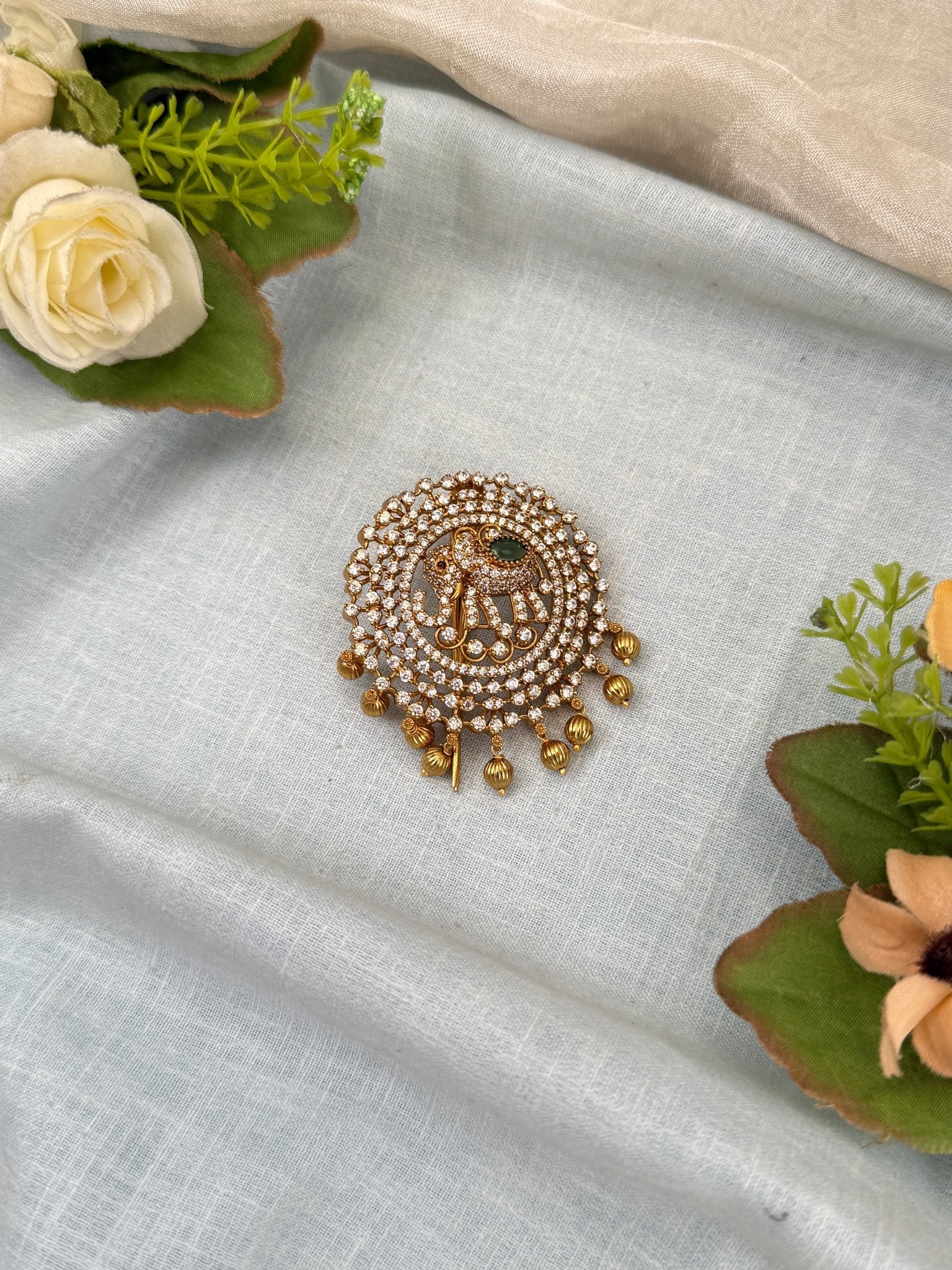 Luxurious Antique Stone Jadebille 563 - Mahilas