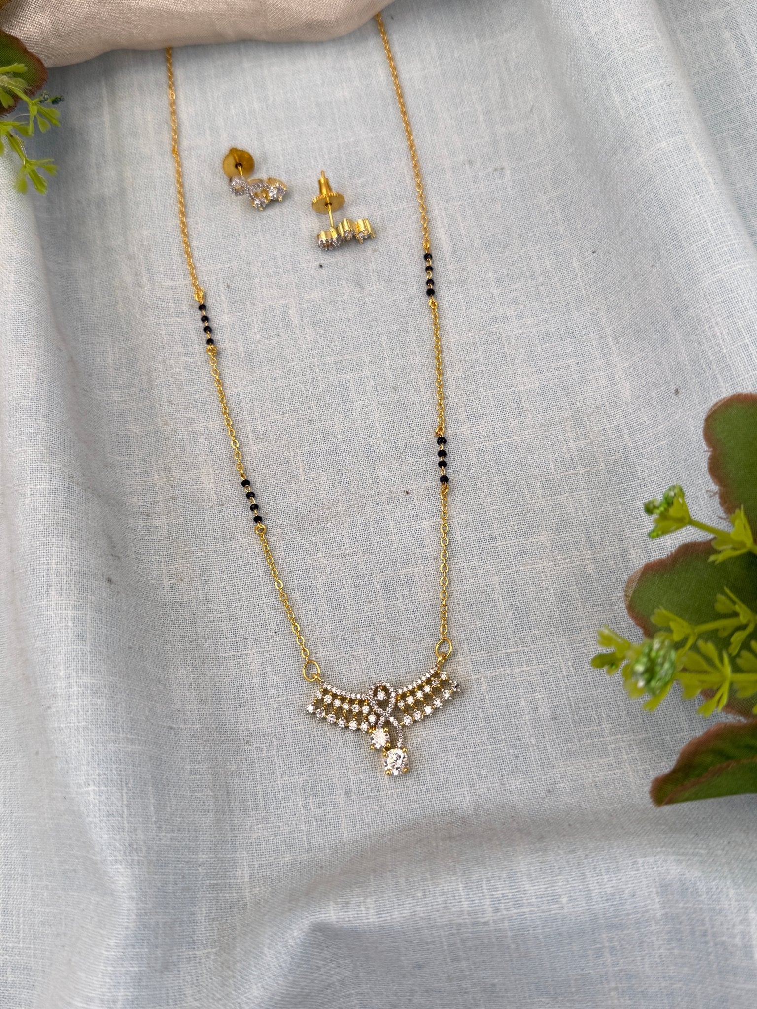 Luxurious Antique Stone Mangalya Chain 0449 - Mahilas