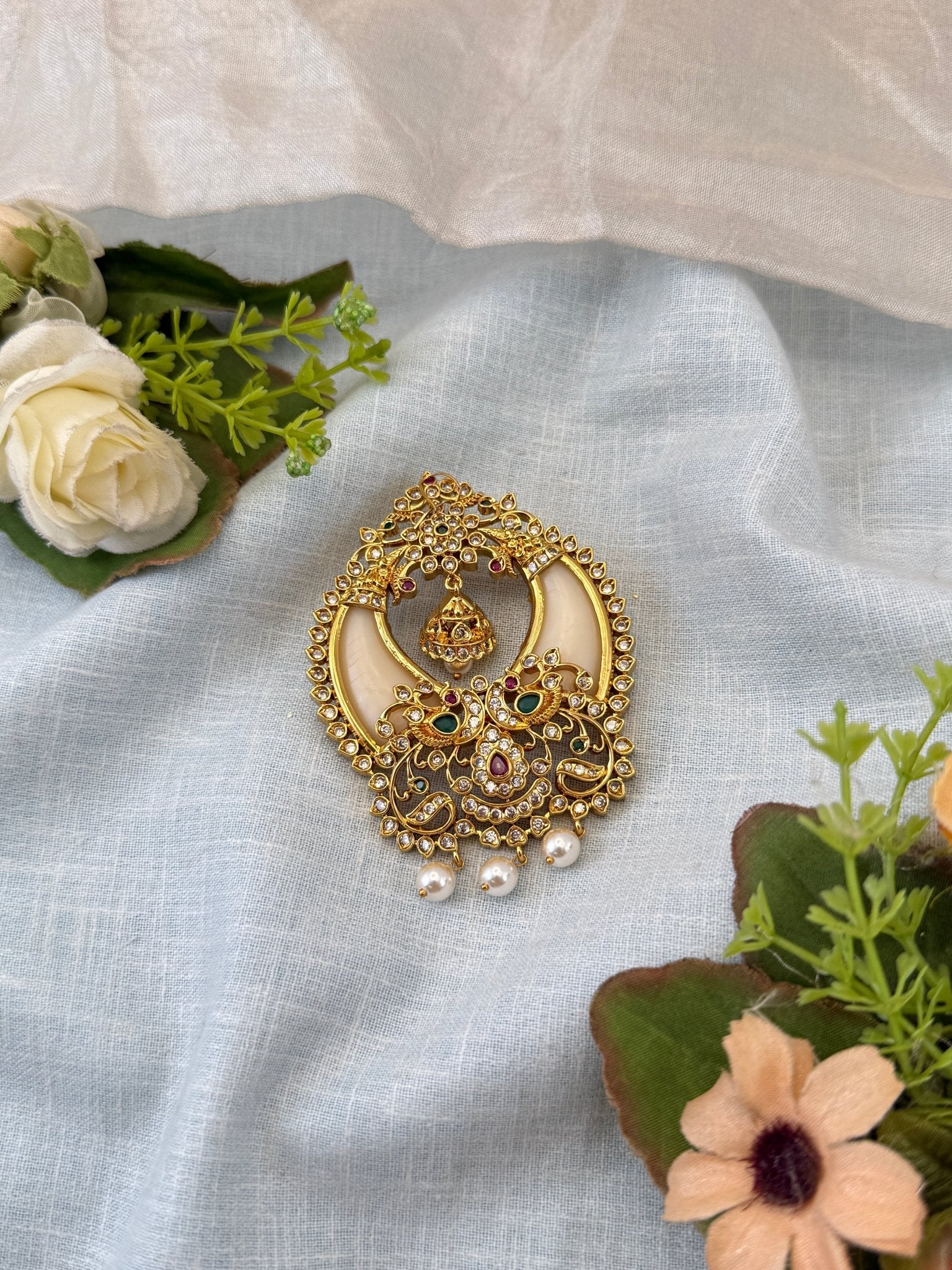 Luxurious Antique Stone Pendant 362 - Mahilas