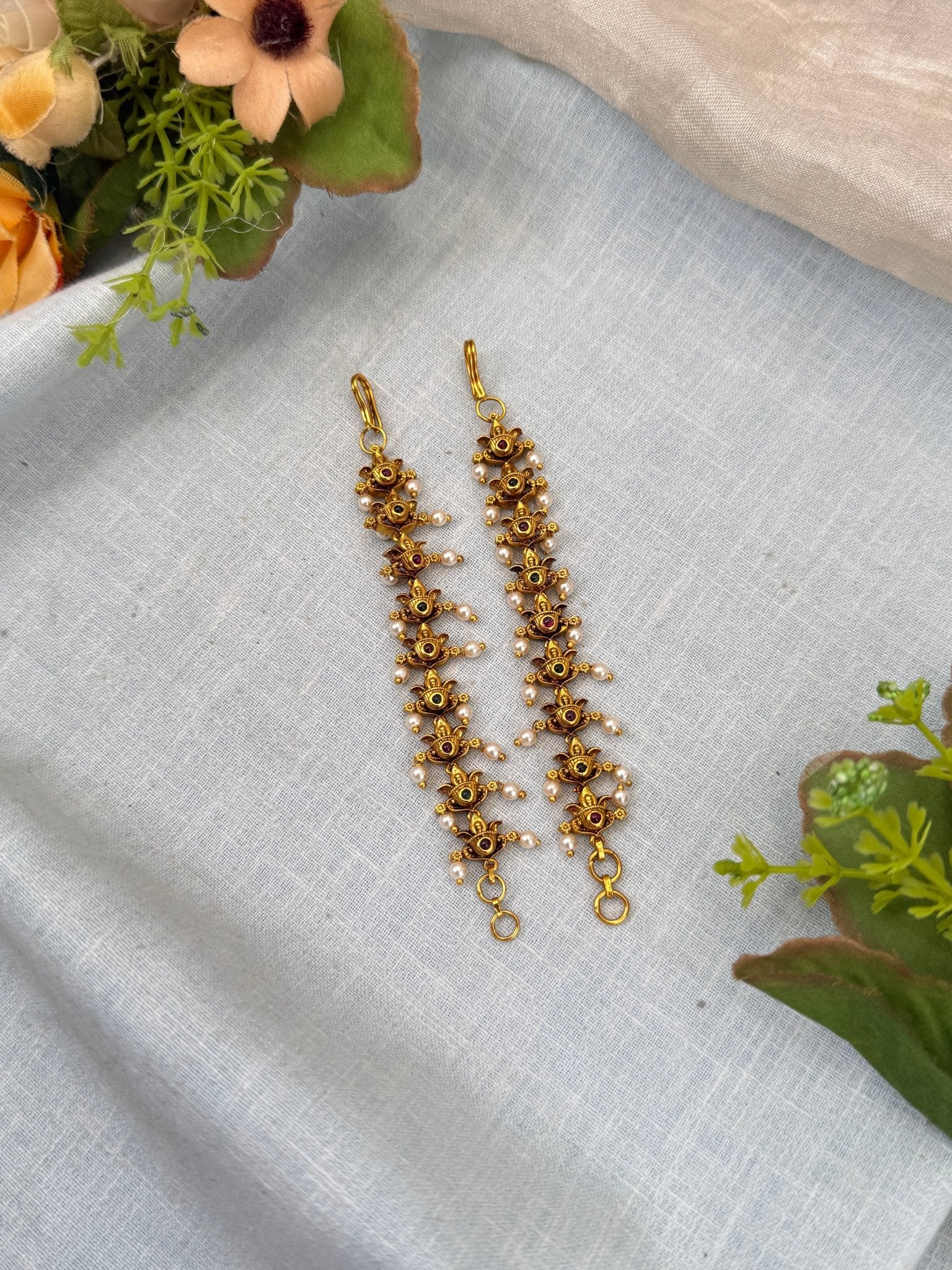 Luxurious Antique Straight Maatal Ear Chain 337 - Mahilas