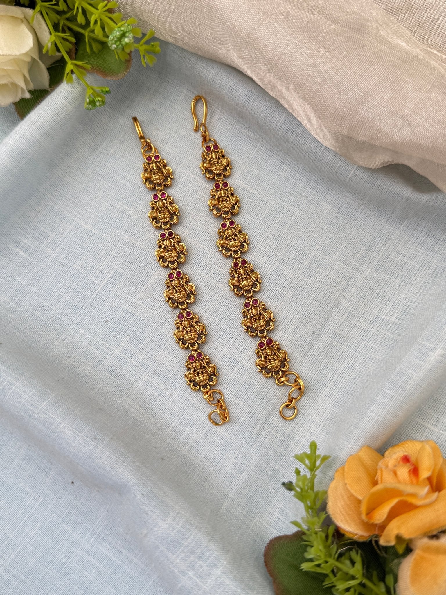 Luxurious Antique Straight Maatal Earchain 372 - Mahilas
