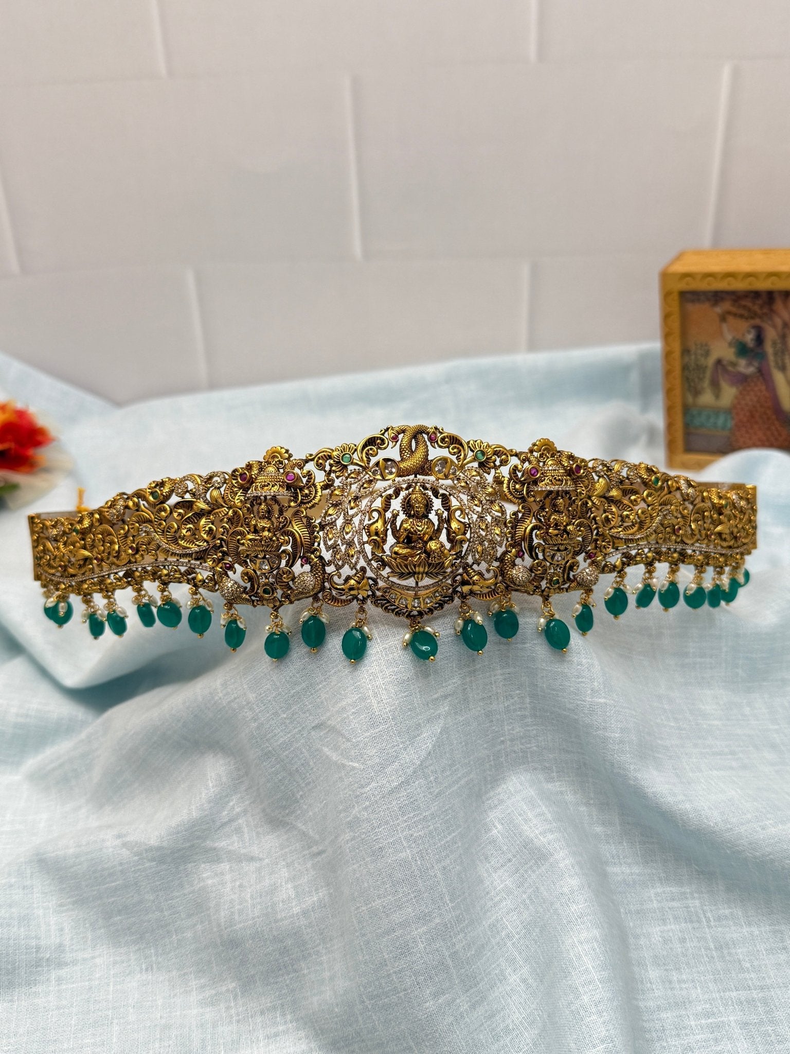 Luxurious Antique Vaddanam Kamarbandh 6977 - Mahilas