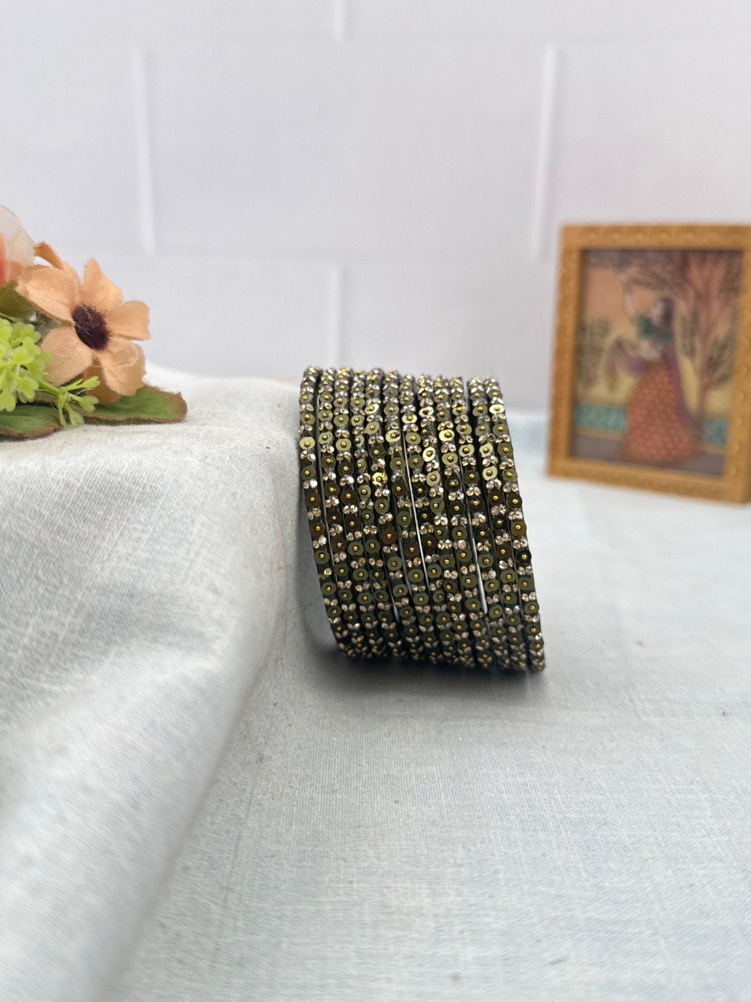 Luxurious Coin Design Glass Bangles 3475 - Make your own box - Mahilas